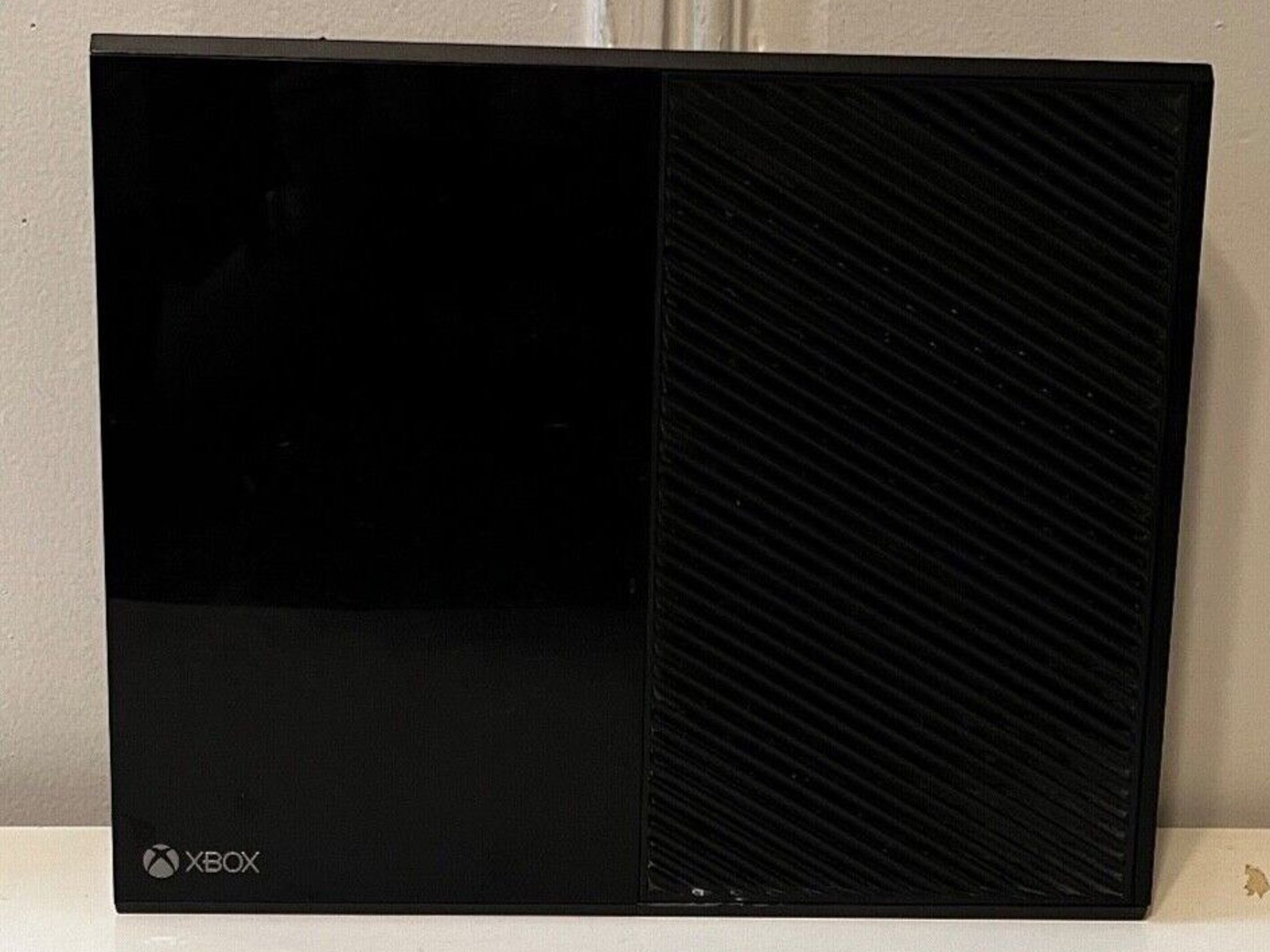 Microsoft Xbox One 500GB Console w/ Power Brick & Cable