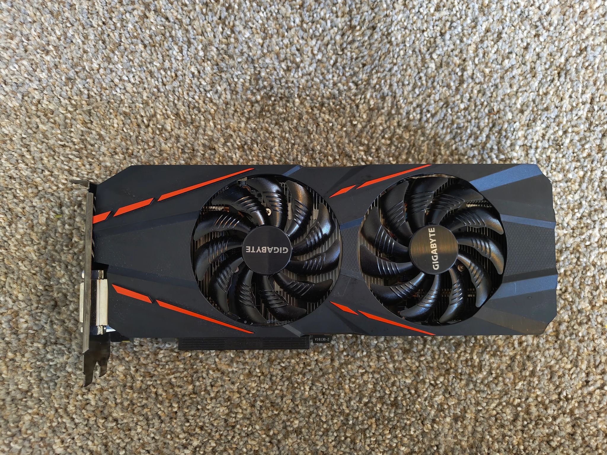 LIKE NEW Gigabyte GTX 1060 6GB