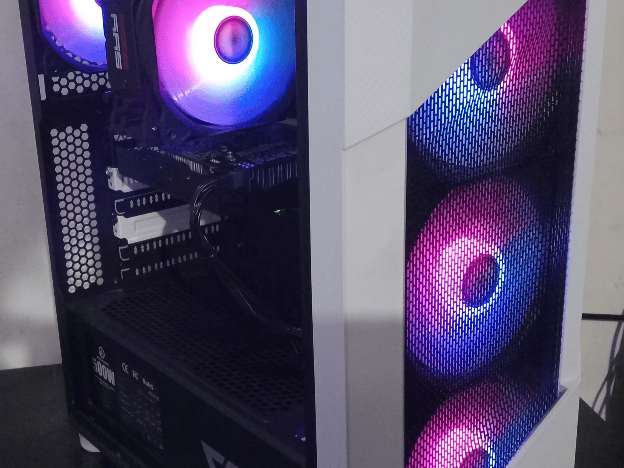 ON SALE / mid range i7 gaming pc. 