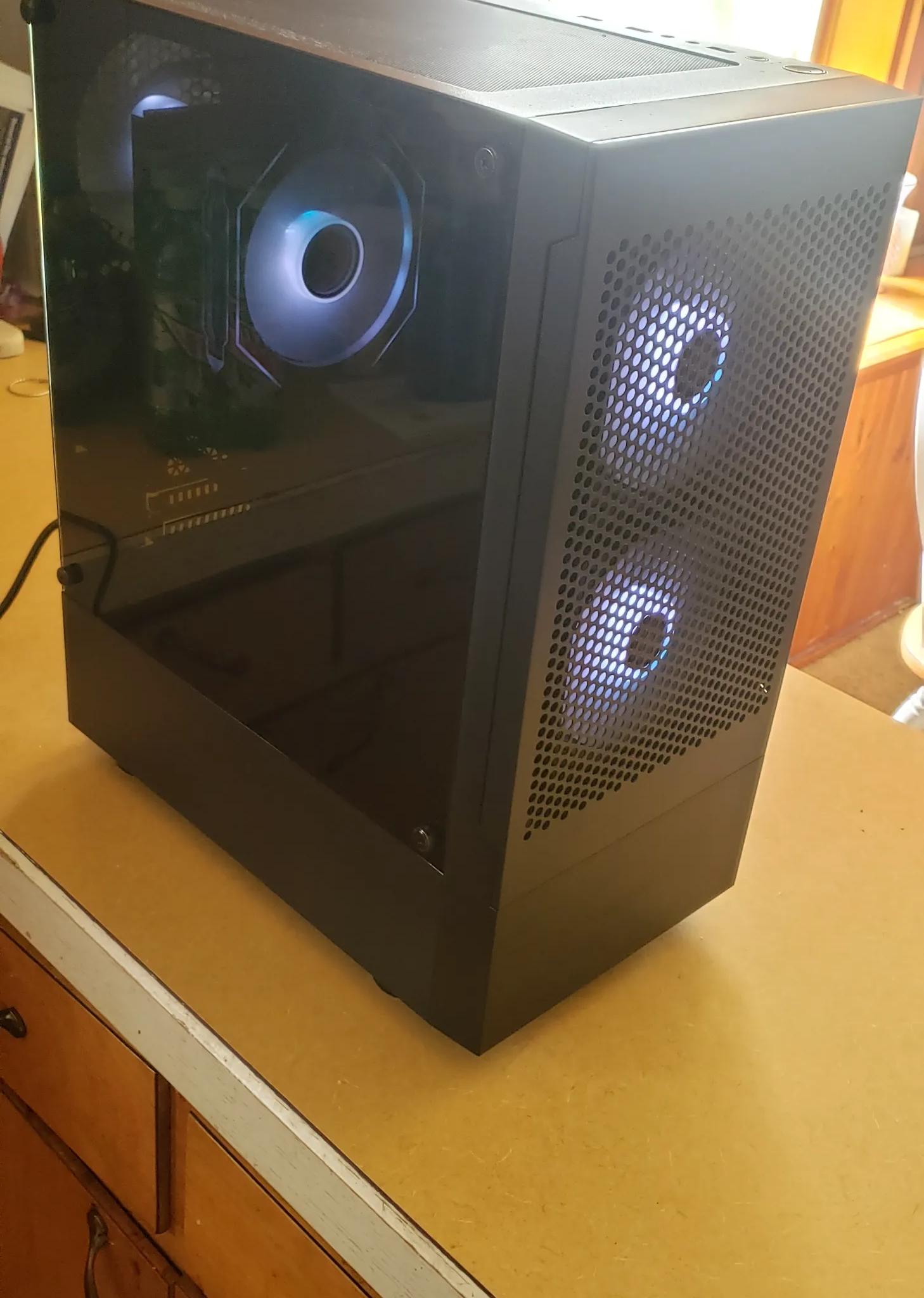 Xeon CPU 12 core GTX 1070 32GB DDR4 budget gaming pc