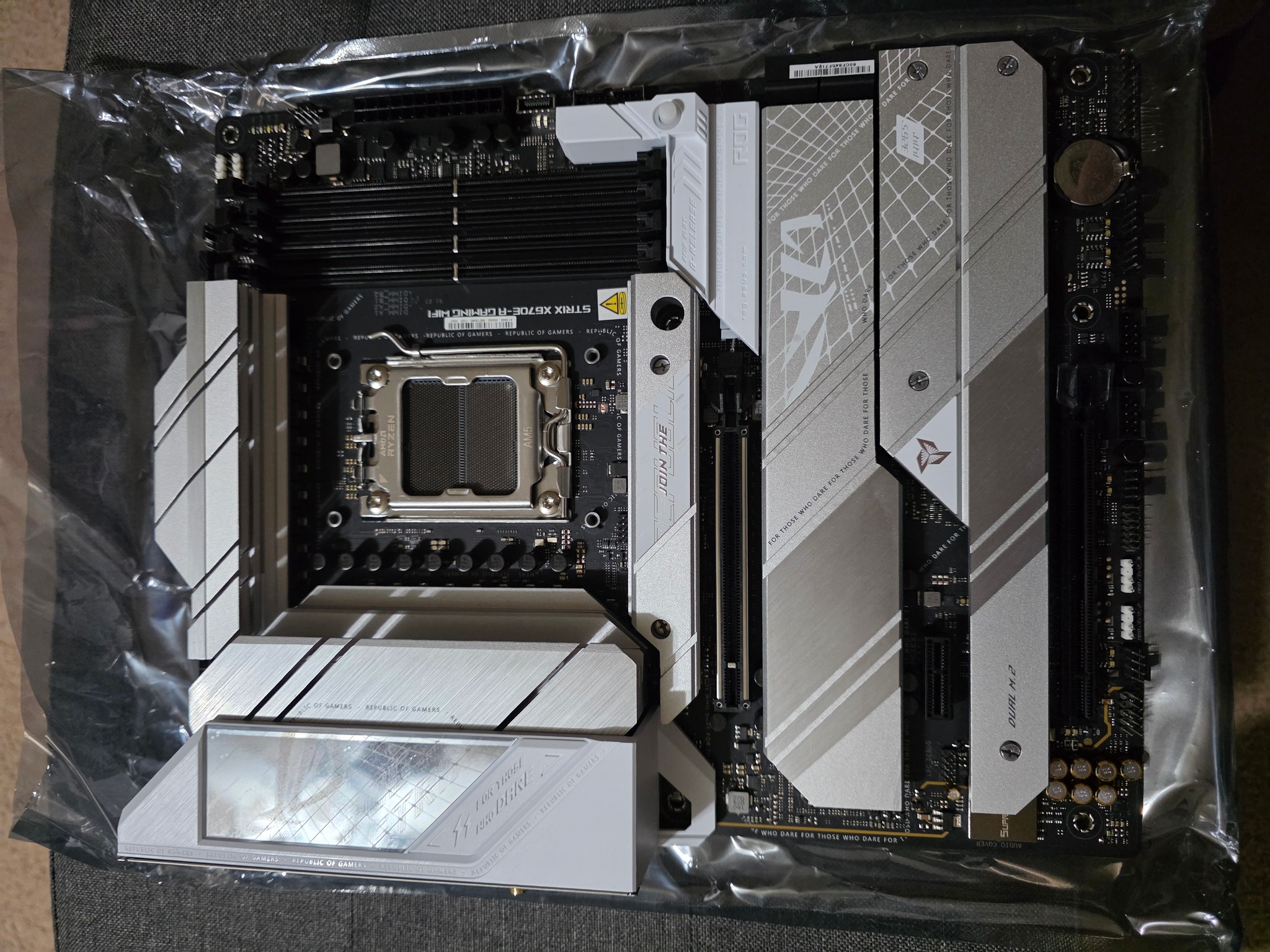 Asus ROG STRIX x670E-A Gaming WIFI