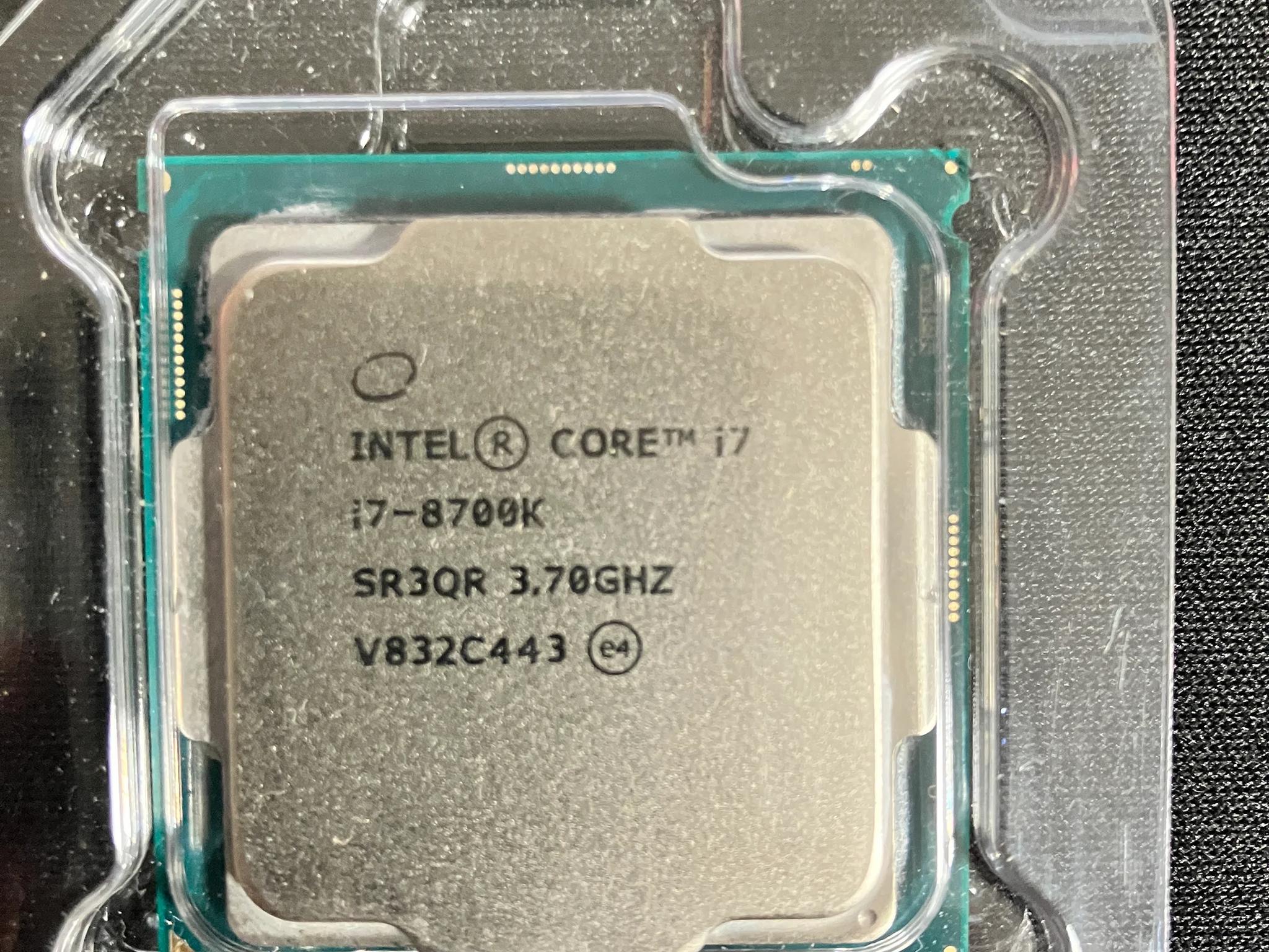 Intel Core i7 - 8700K