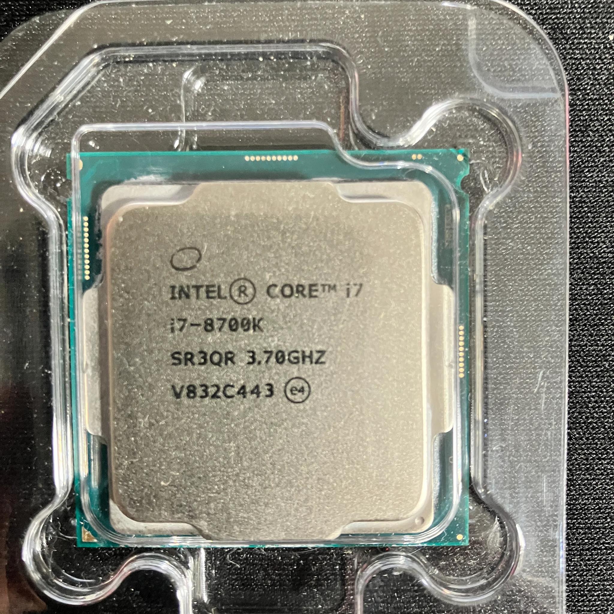 Intel Core i7 - 8700K