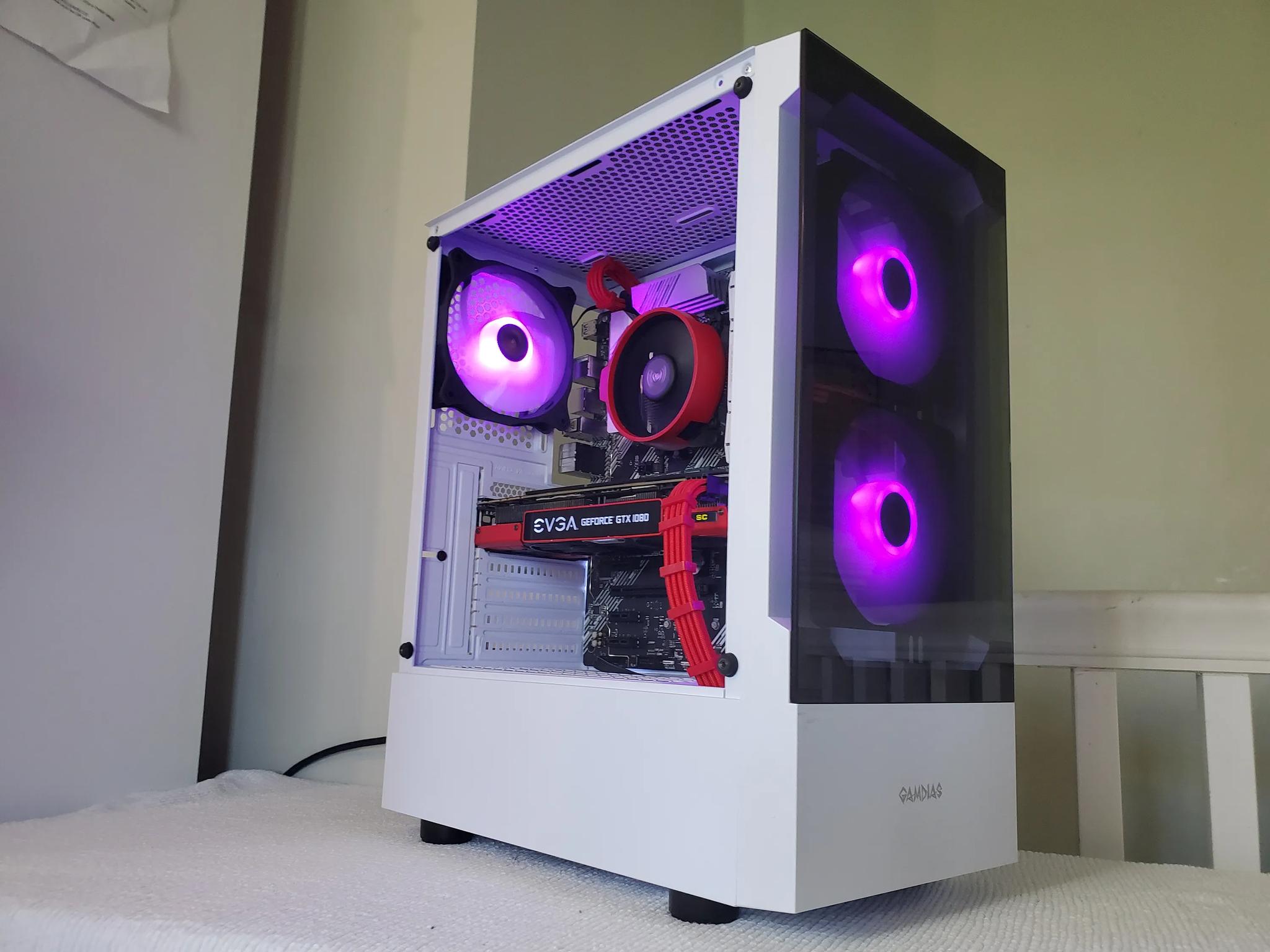 Red Ryzen 5 / GTX 1080 build