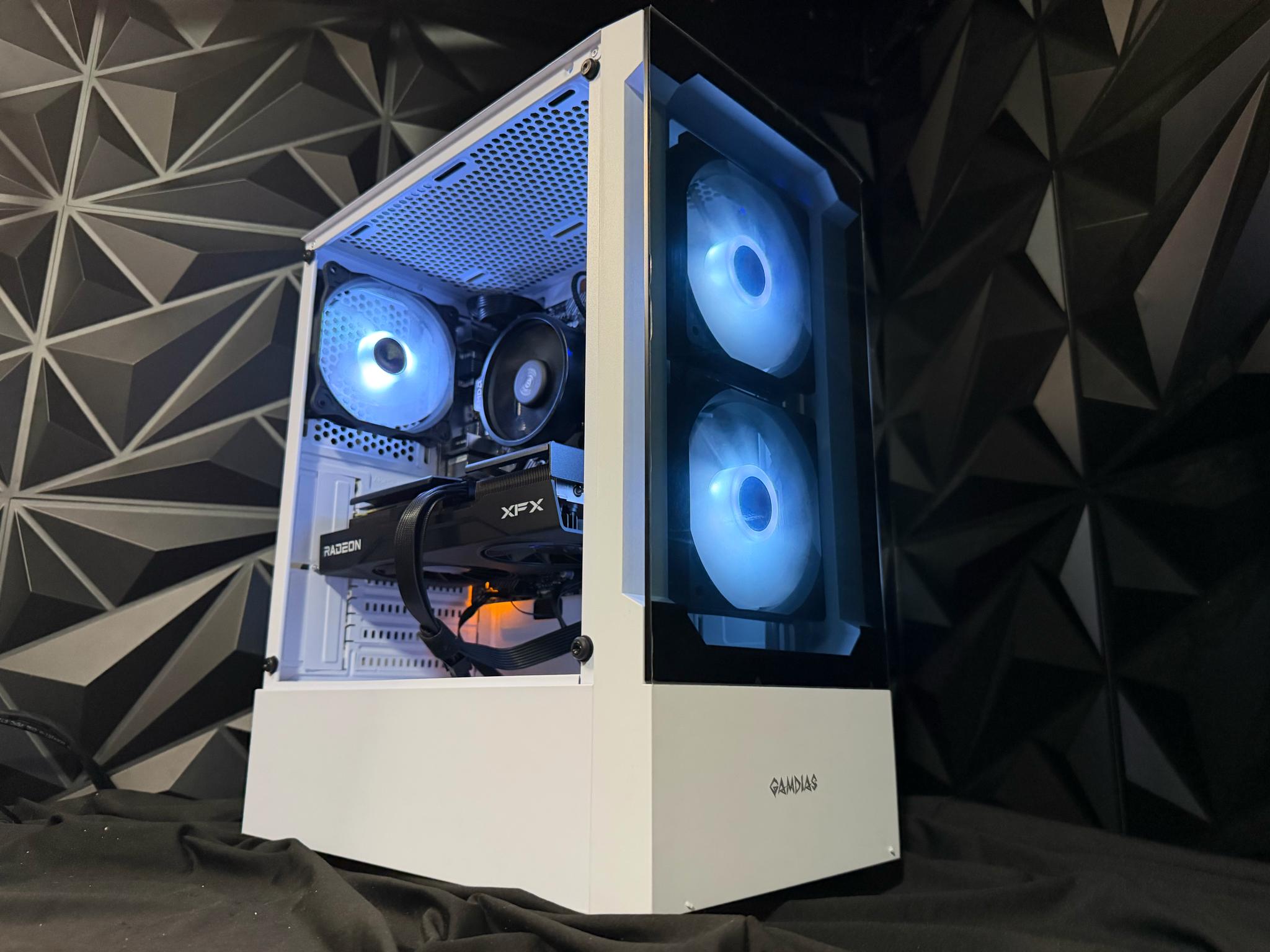 🐼🤍 GLASS PANDA 🤍🐼 Ryzen 5 5500| RX 9060XT| 16 GB DDR4| 750GB NVMe| 650W PSU