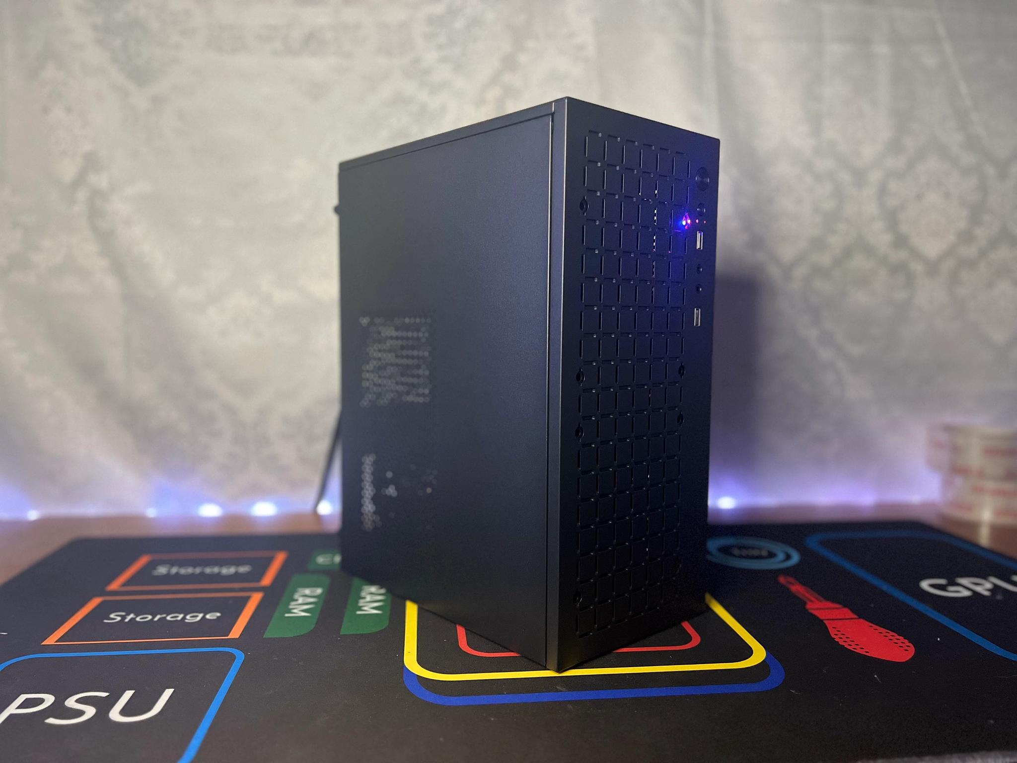 JR+ (Black) -Entry-Level Gaming PC - 10 Core Intel CPU & RX 6600