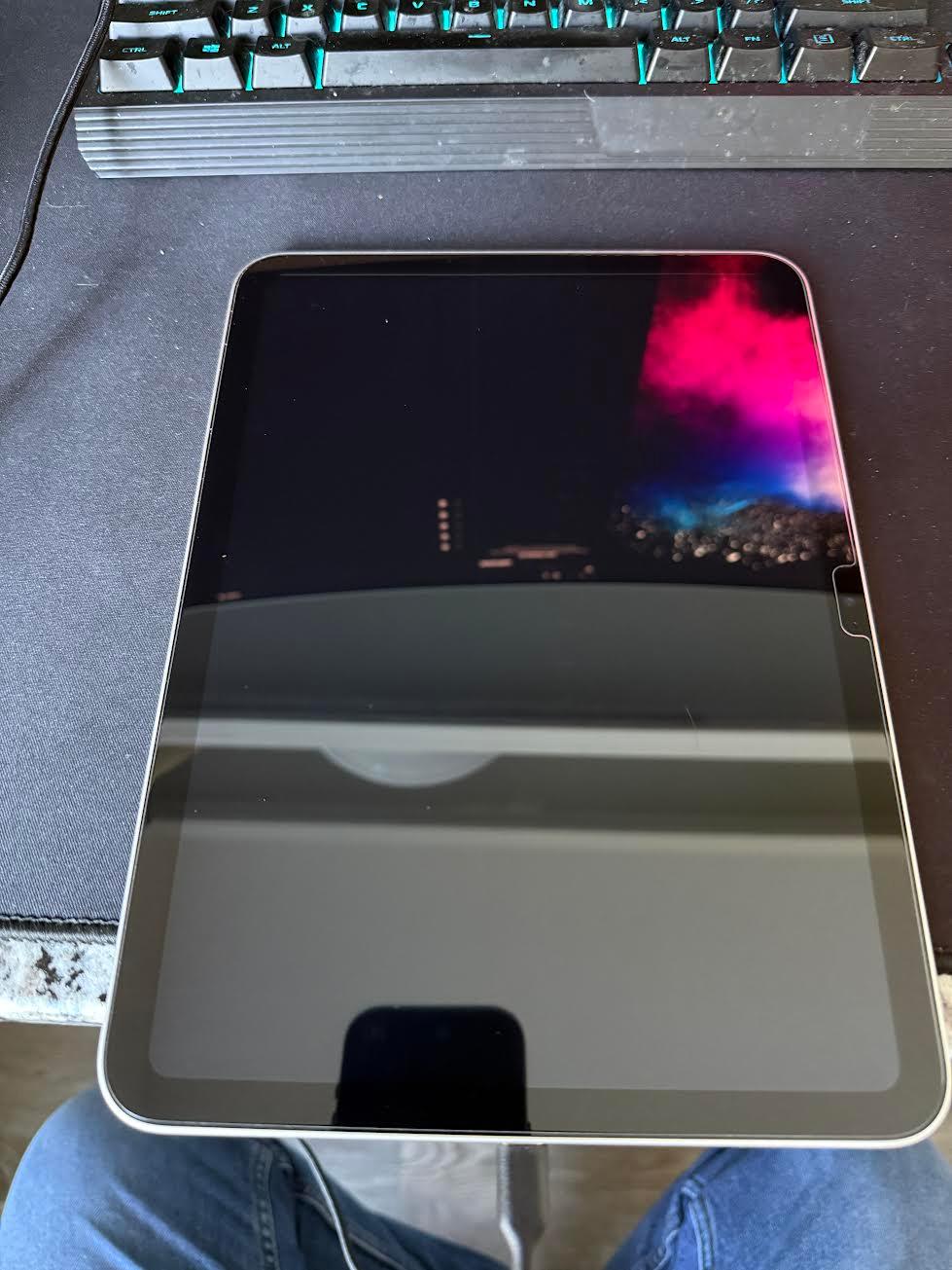 Apple - 10.9-Inch - (10th Generation) Wi-Fi - 64GB - Silver