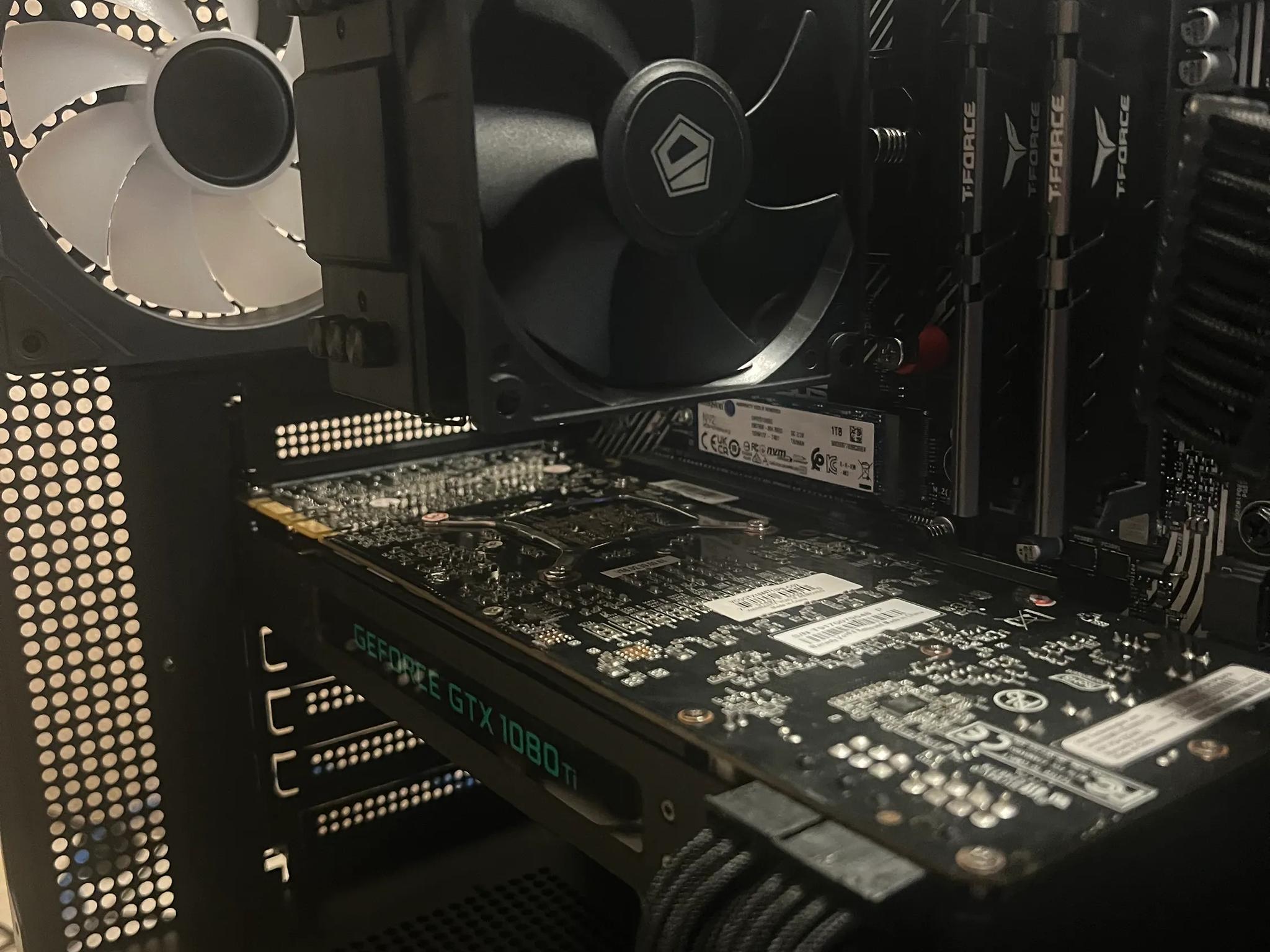 Geforce GTX 1080ti Custom Built Gaming PC with Ryzen 5 3600,1 TB M.2 SSD...