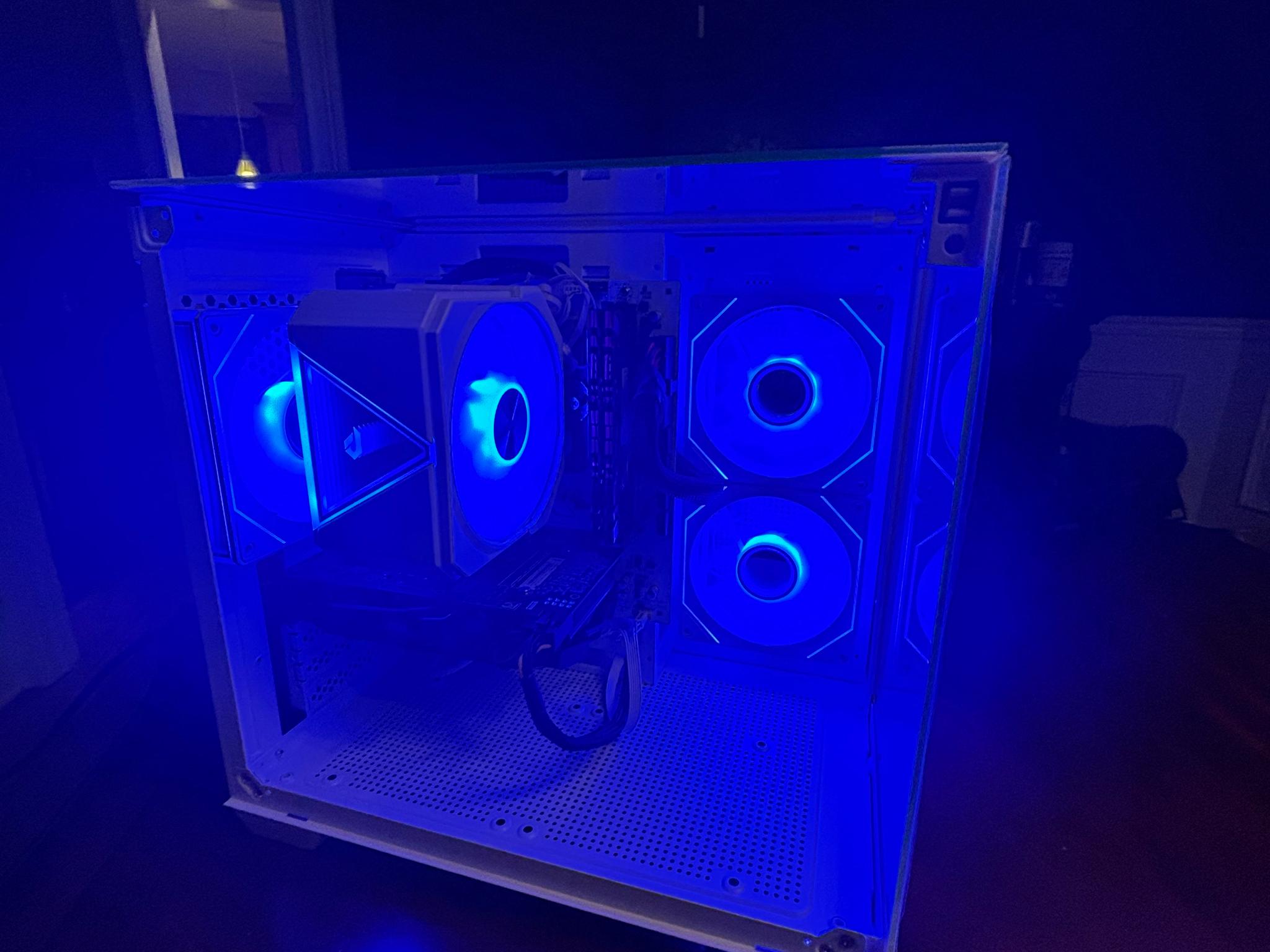 💘💘 White Elite 1080p Gaming PC | Ryzen 5 3600 + GTX 1660 Ti