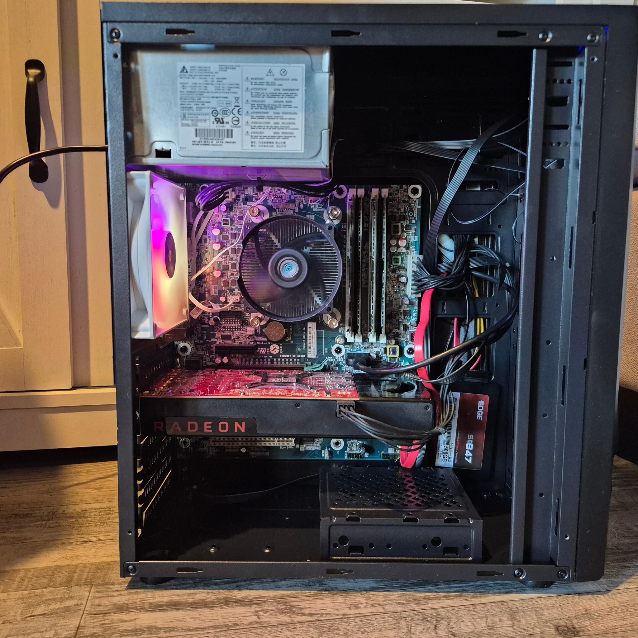100 FPS Fortnite | i5-4570, 16GB RAM, 500GB SSD, RX 580 4GB, RGB, Wifi