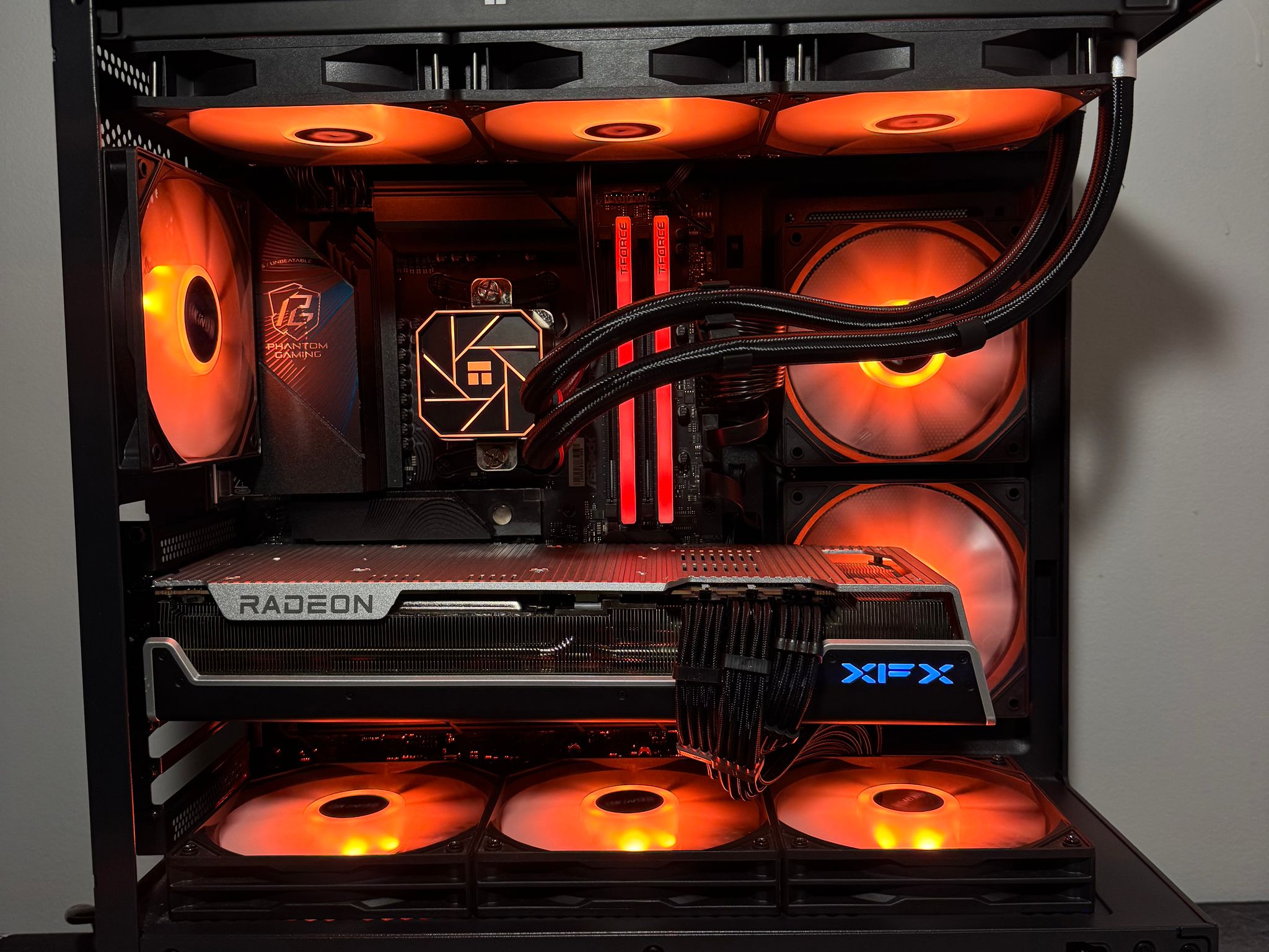 7900XTX | Ryzen 7 7800X3d | 32GB DDR5 6000MT/S | 2TB Storage | Free Shipping