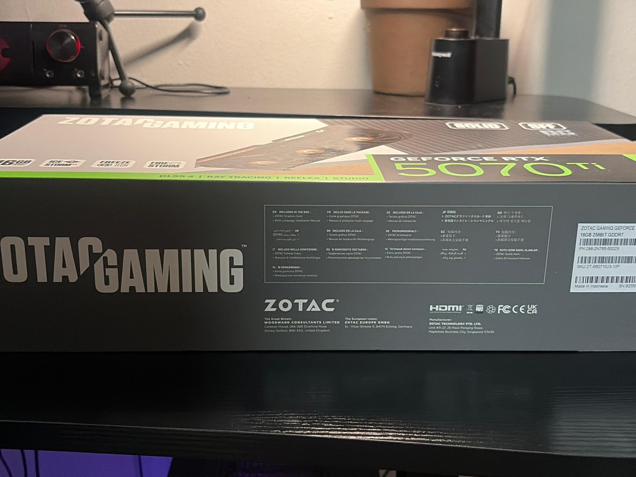 ZOTAC GAMING GeForce RTX 5070 Ti SOLID CORE