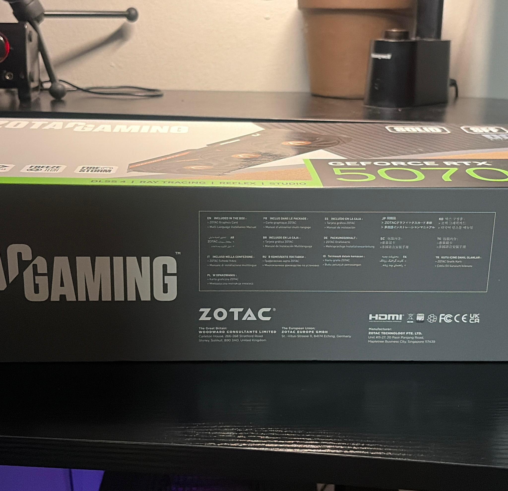 ZOTAC GAMING GeForce RTX 5070 Ti SOLID CORE