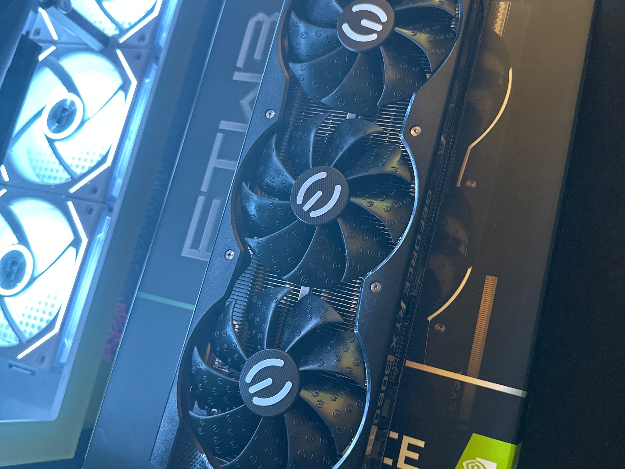 NVIDIA EVGA 3060 Ti FTW3 Ultra