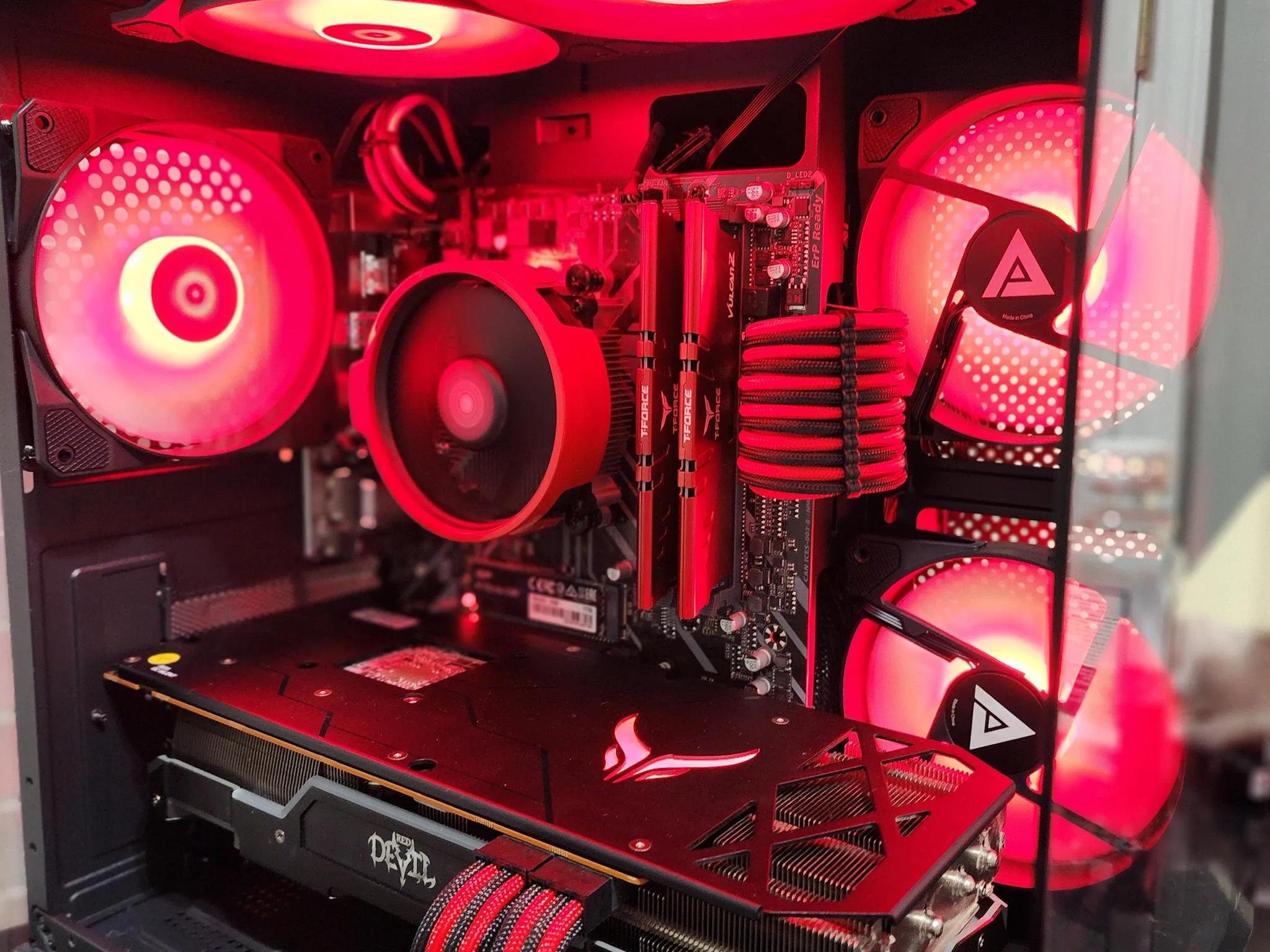 Red Devil 1080p | Ryzen 5 3600 | RX 5700 XT | 1 TB NVME Black and Red Custom