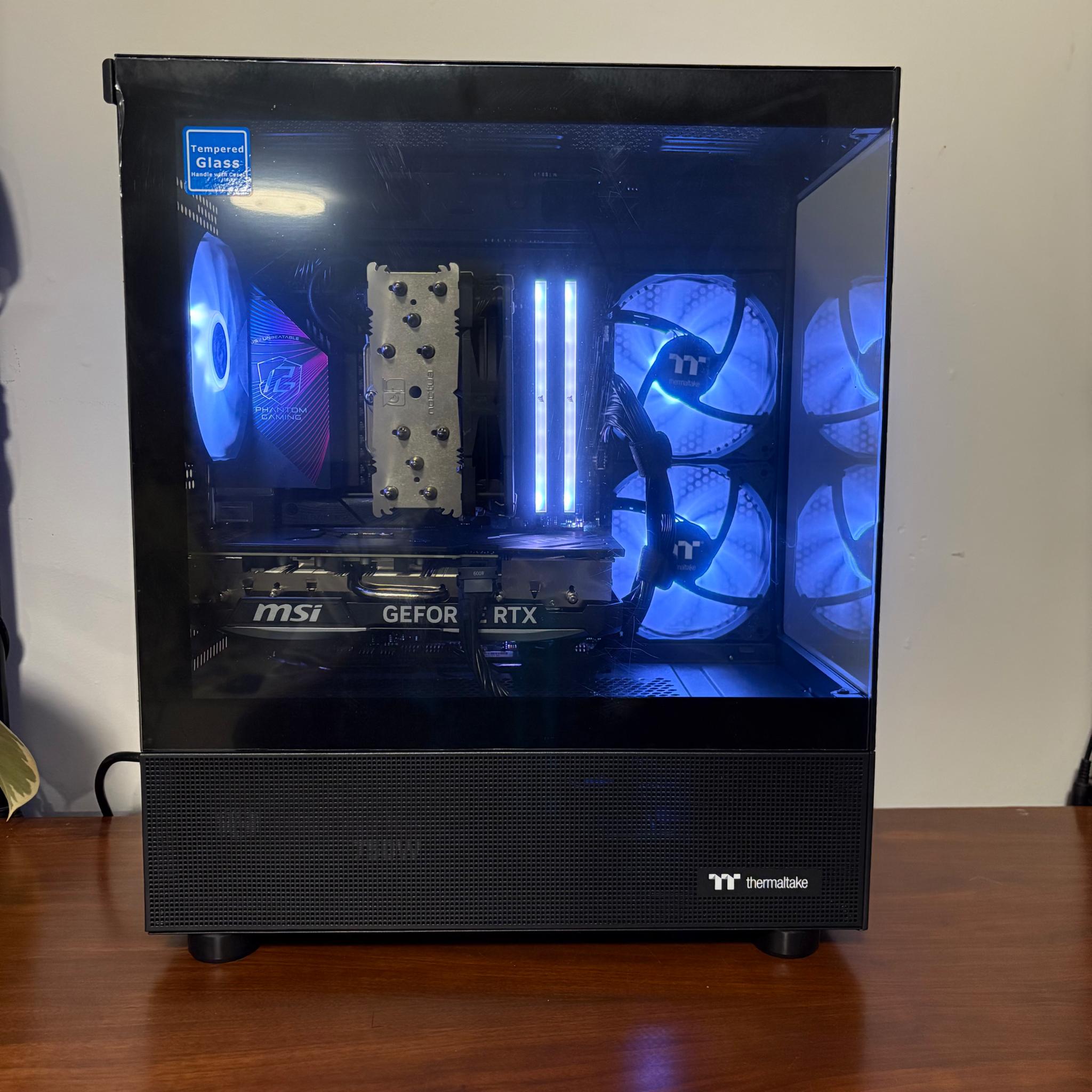 RTX 4070 TI Super | Ryzen 7 7700X | 32GB DDR4 | 1 TB SSD | 750W PSU | 3x 120mm Fan | mATX Case