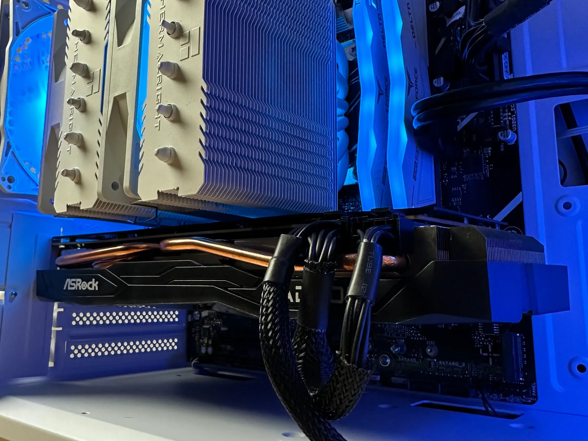 6700XT + Intel Core 12600KF + 32GB DDR5 RAM! Gaming + Streaming Custom Gaming PC in 1440p