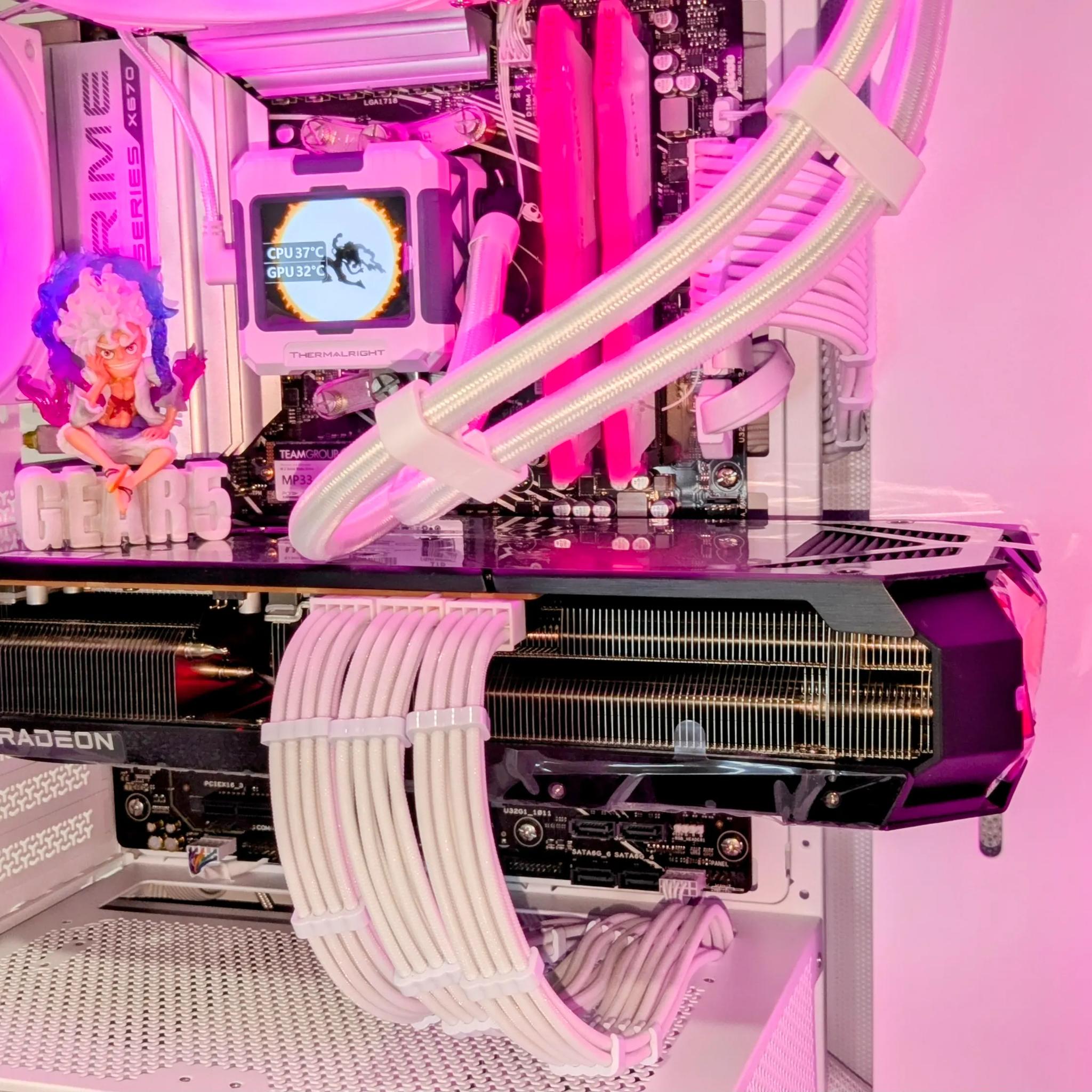 ⚪️Luffy Gear 5☀️⚪RX9700XT(Red Devil😈 edition)⚪Ryzen 7 7800X3D⚪64GB DDR5 RAM⚪2TB NVMe SSD⚪Windows 11