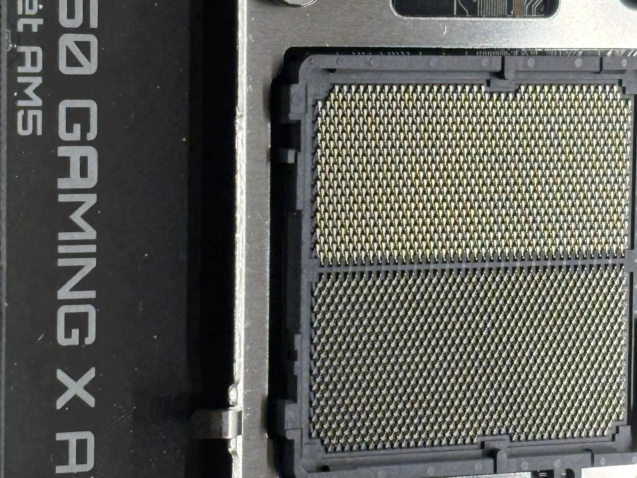 Gigabyte B650 Gaming X AX V2 AMD AM5 ATX Motherboard