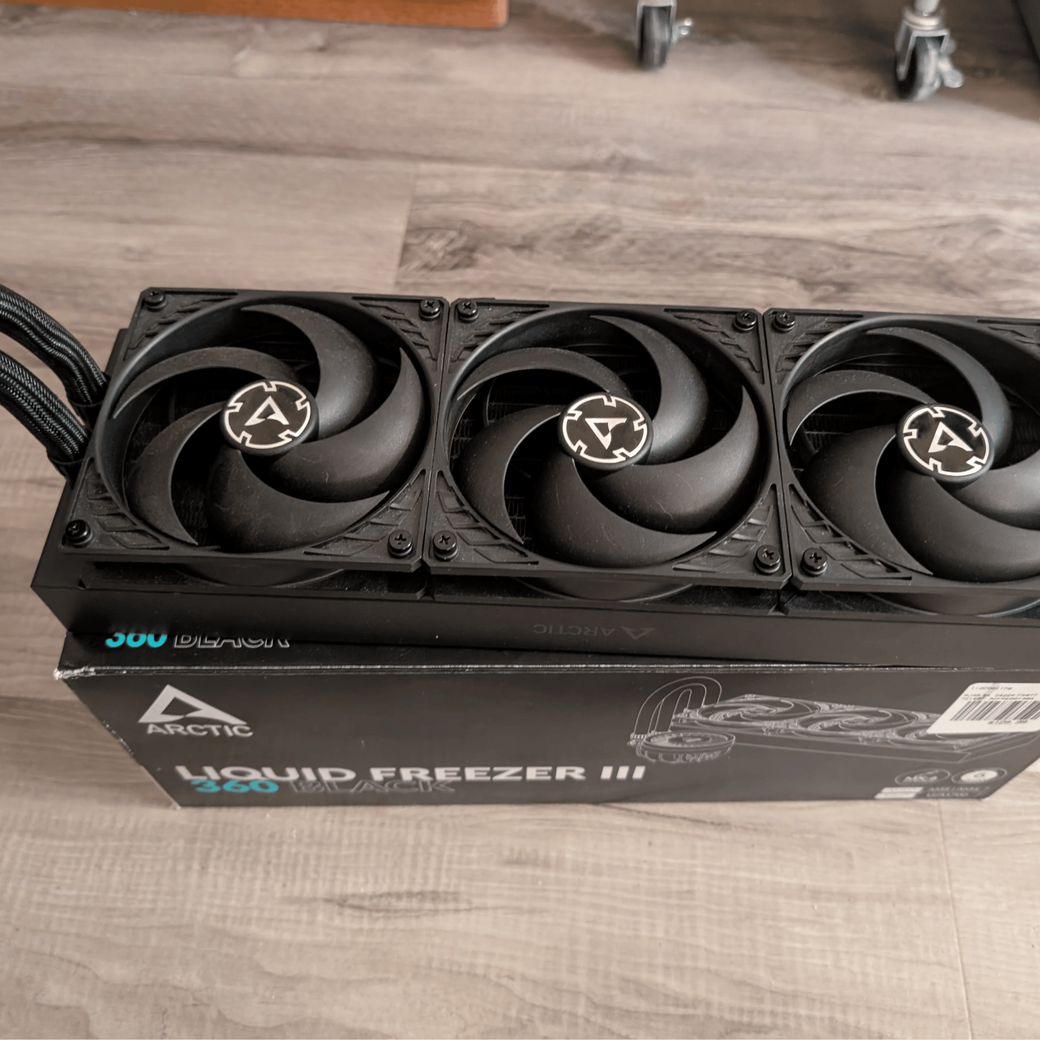 Arctic Liquid Freezer III 360 Black