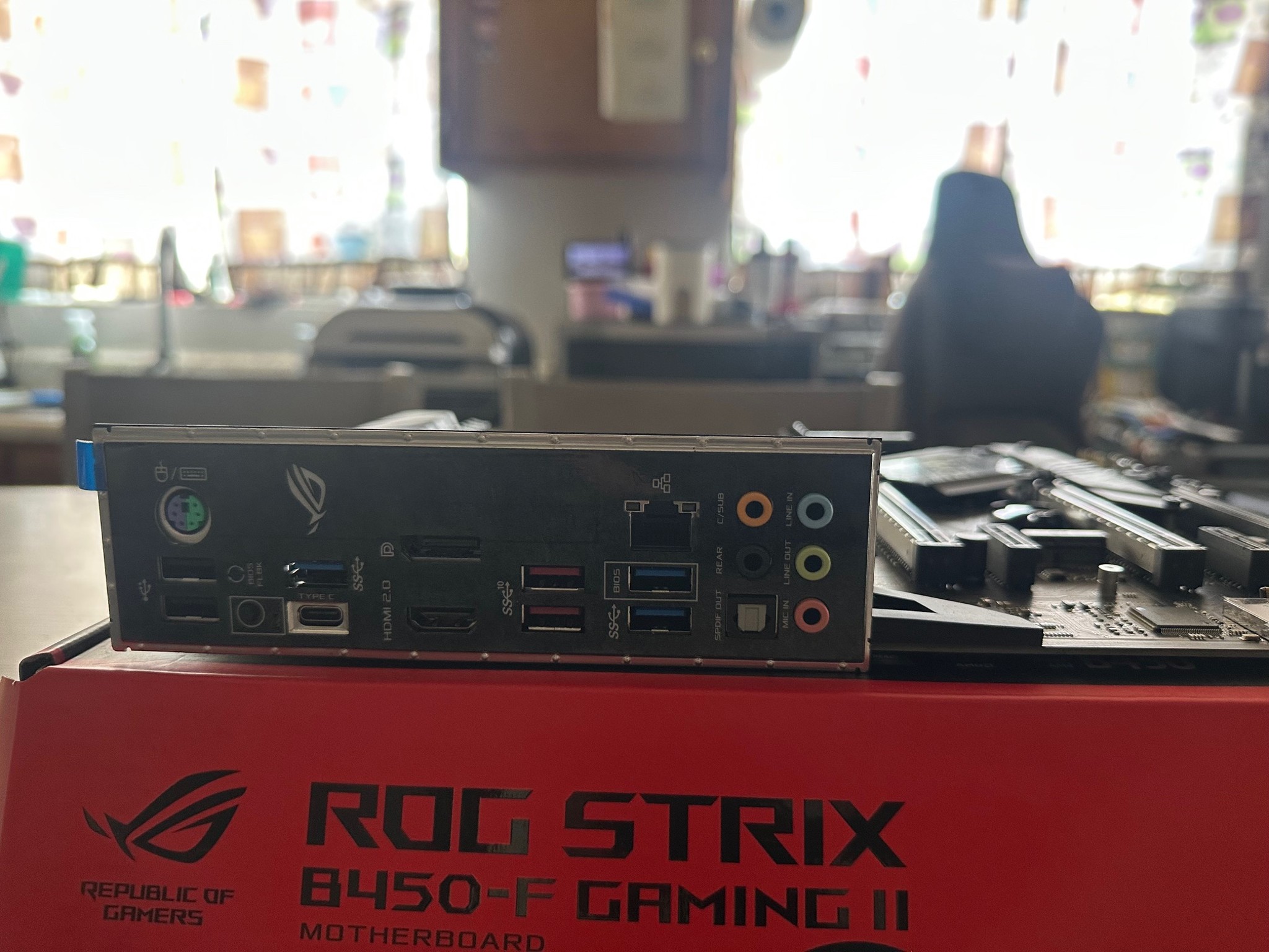 ROG STRIX  B-450 F GAMING 2