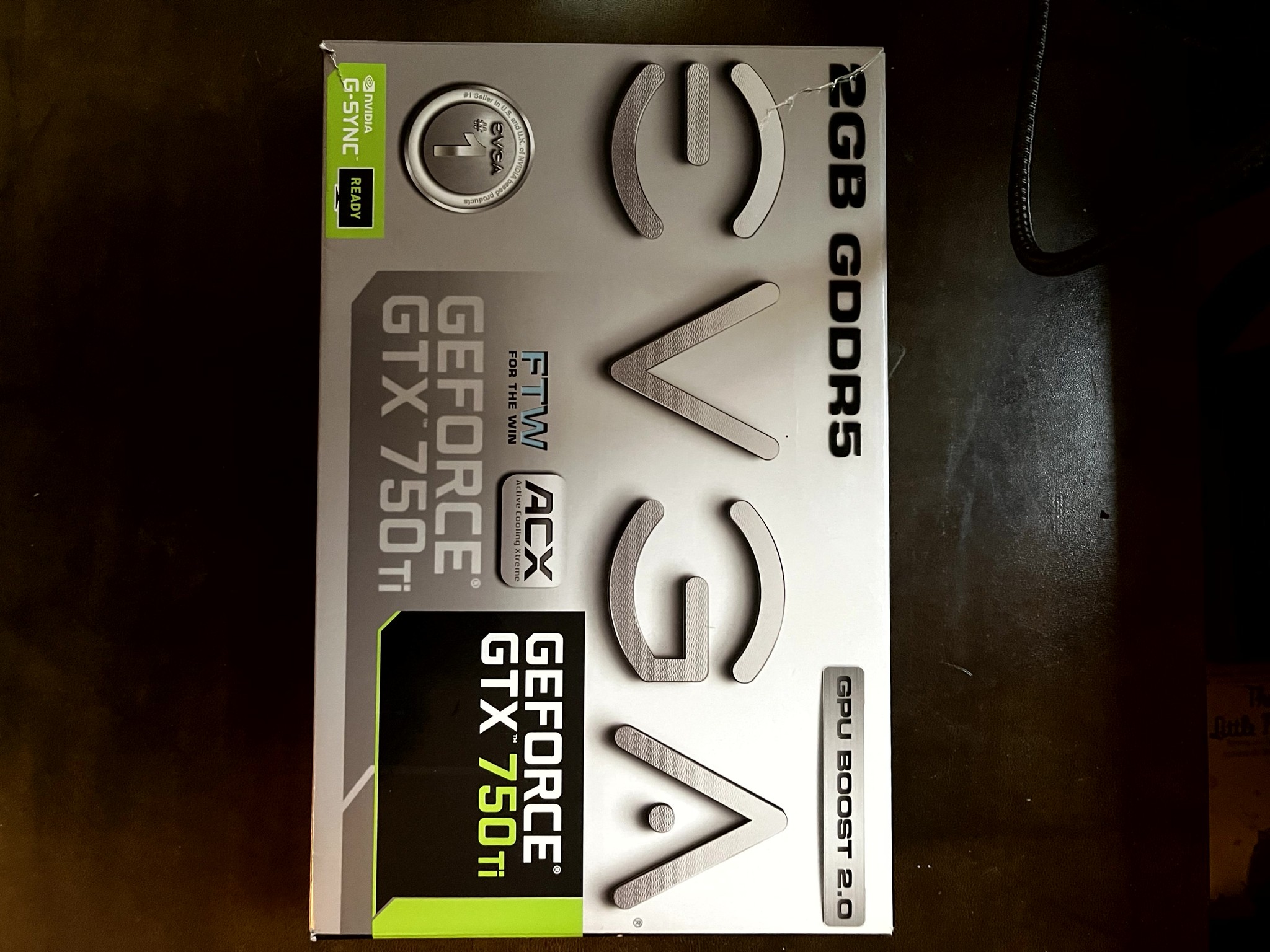 EVGA e-GeForce 8800 GTX and EVGA GTX 750Ti FTW retro GPUs