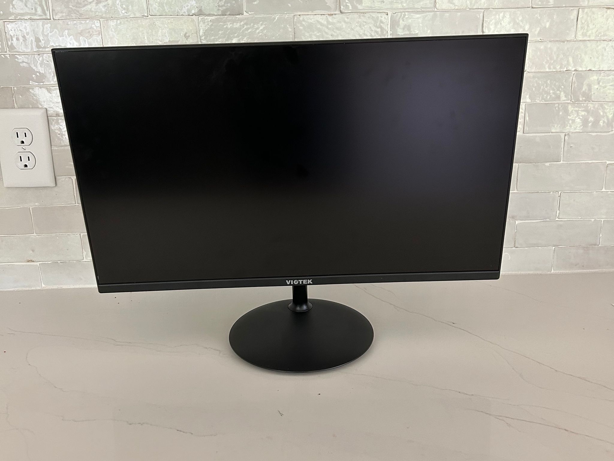 Viotek GFV24C 24 inch Widescreen VA LCD Gaming Monitor
