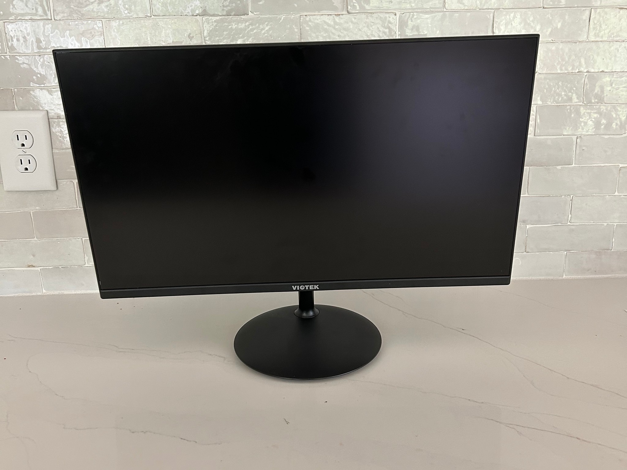 Viotek GFV24C 24 inch Widescreen VA LCD Gaming Monitor