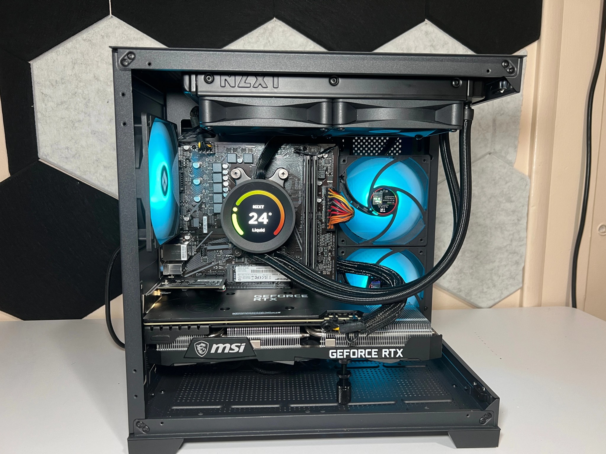 Gaming PC! RYZEN 5 + RTX 3070 + 16GB RAM