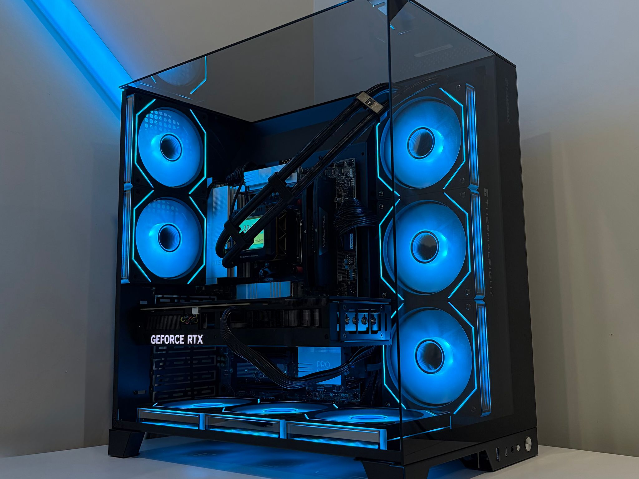 RTX 5080 | Ryzen 7 9850X3D | 32GB DDR5 RAM | 2TB SSD | Gaming PC