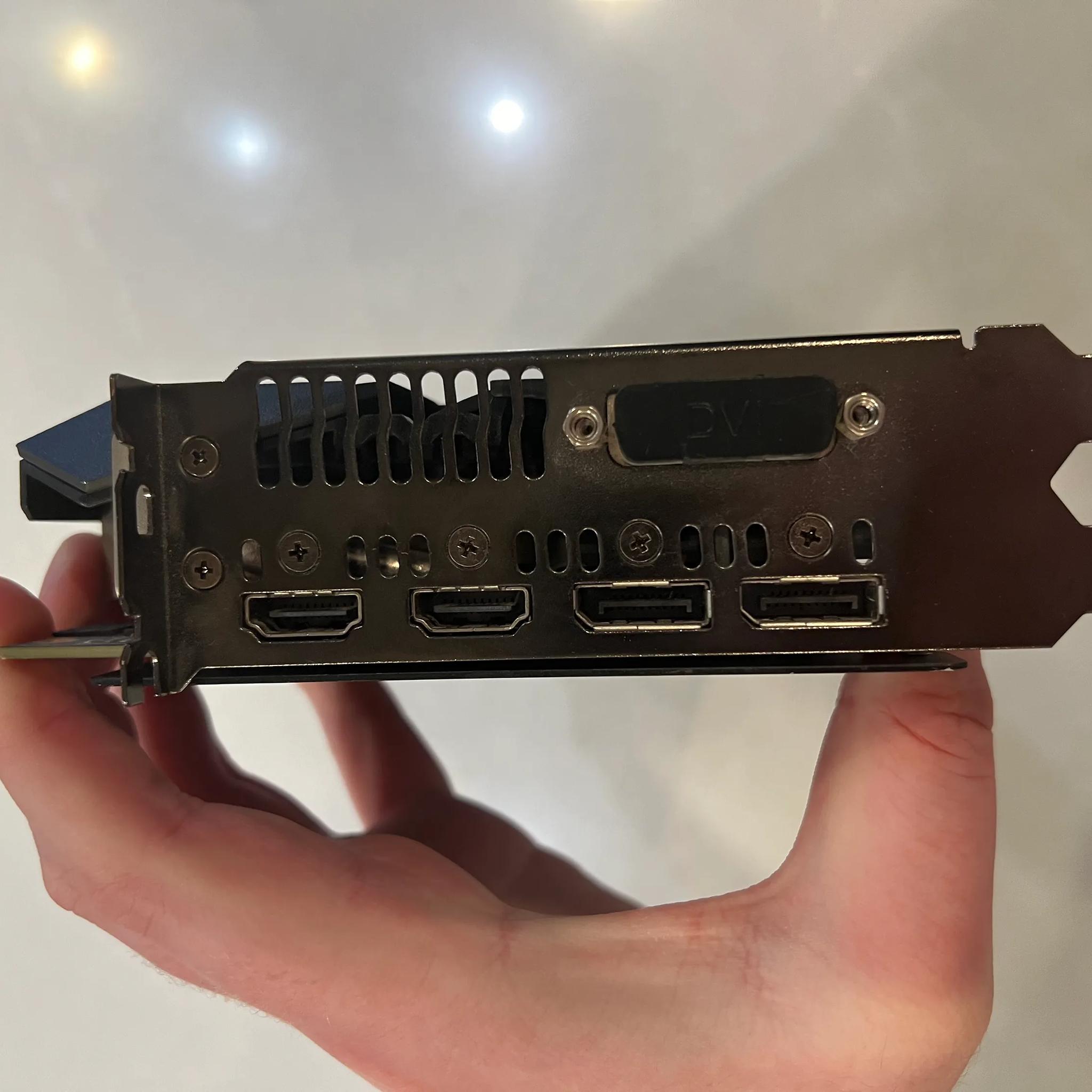 Asus Strix GTX 1070 8GB ROG STRIX - Brand New Fans