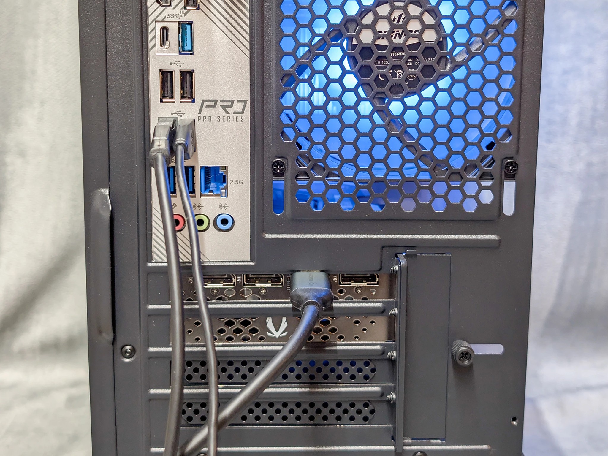 Ryzen 5 7500f, RTX 4060, 32GB DDR5, 1TB SSD RGB Gaming PC