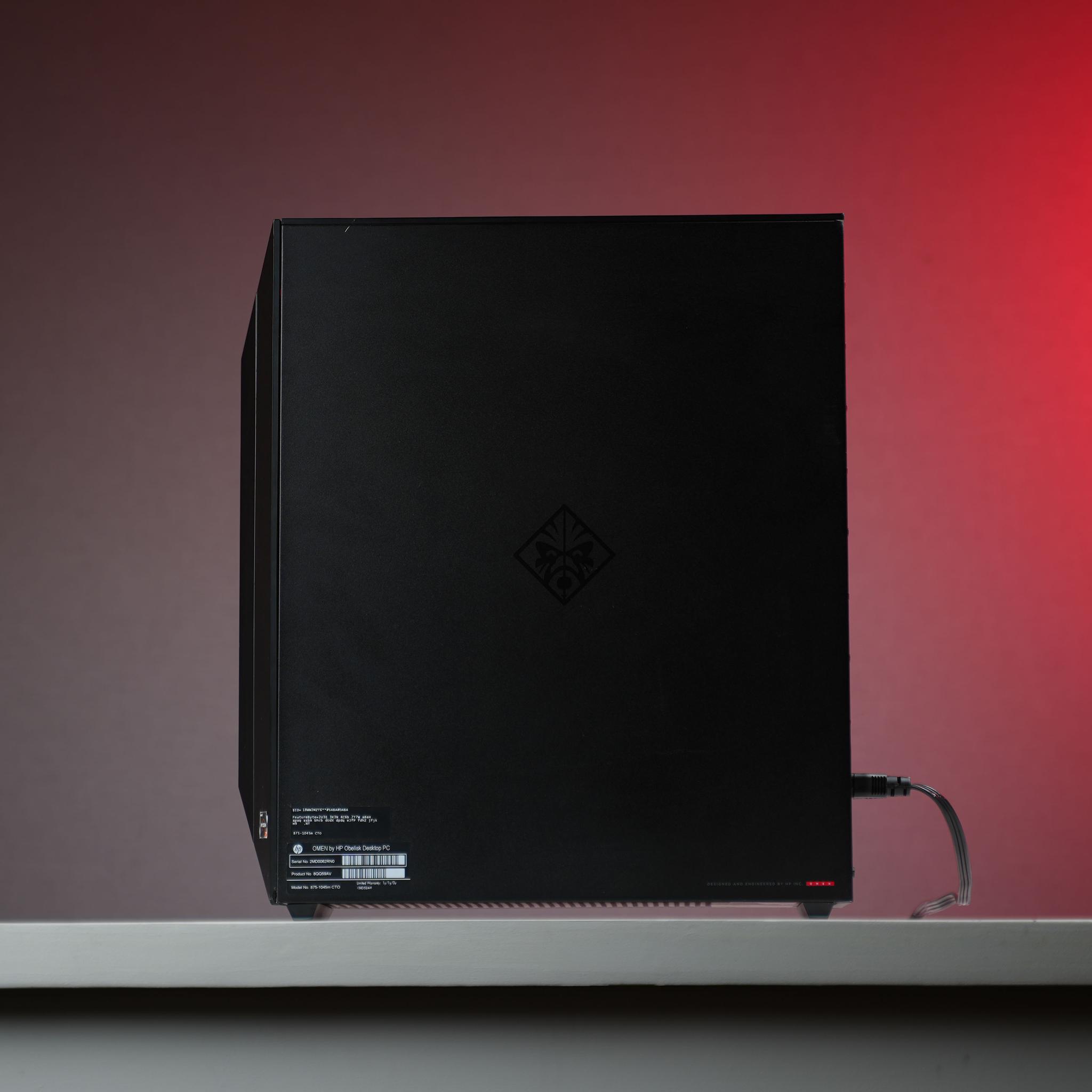 \ LF-00 / RTX 2060 Super Ryzen 7 3700X 16GB 1.3TB Windows 11 Gaming PC Powerhouse
