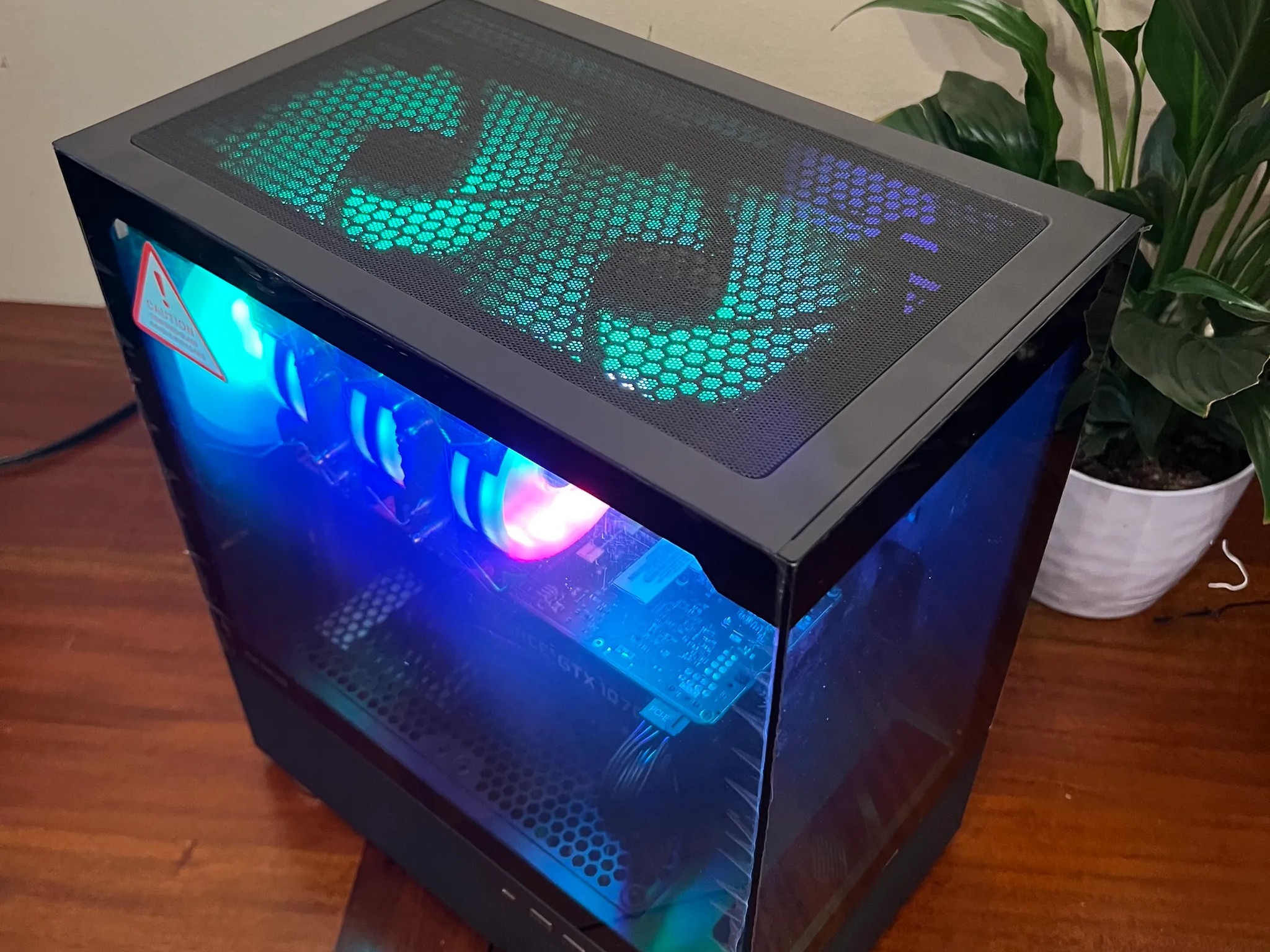 Intel 10 Core Gaming PC GTX 1070 1tb NVME SSD 16GB RAM WIFi WINDOWS 10 Pro