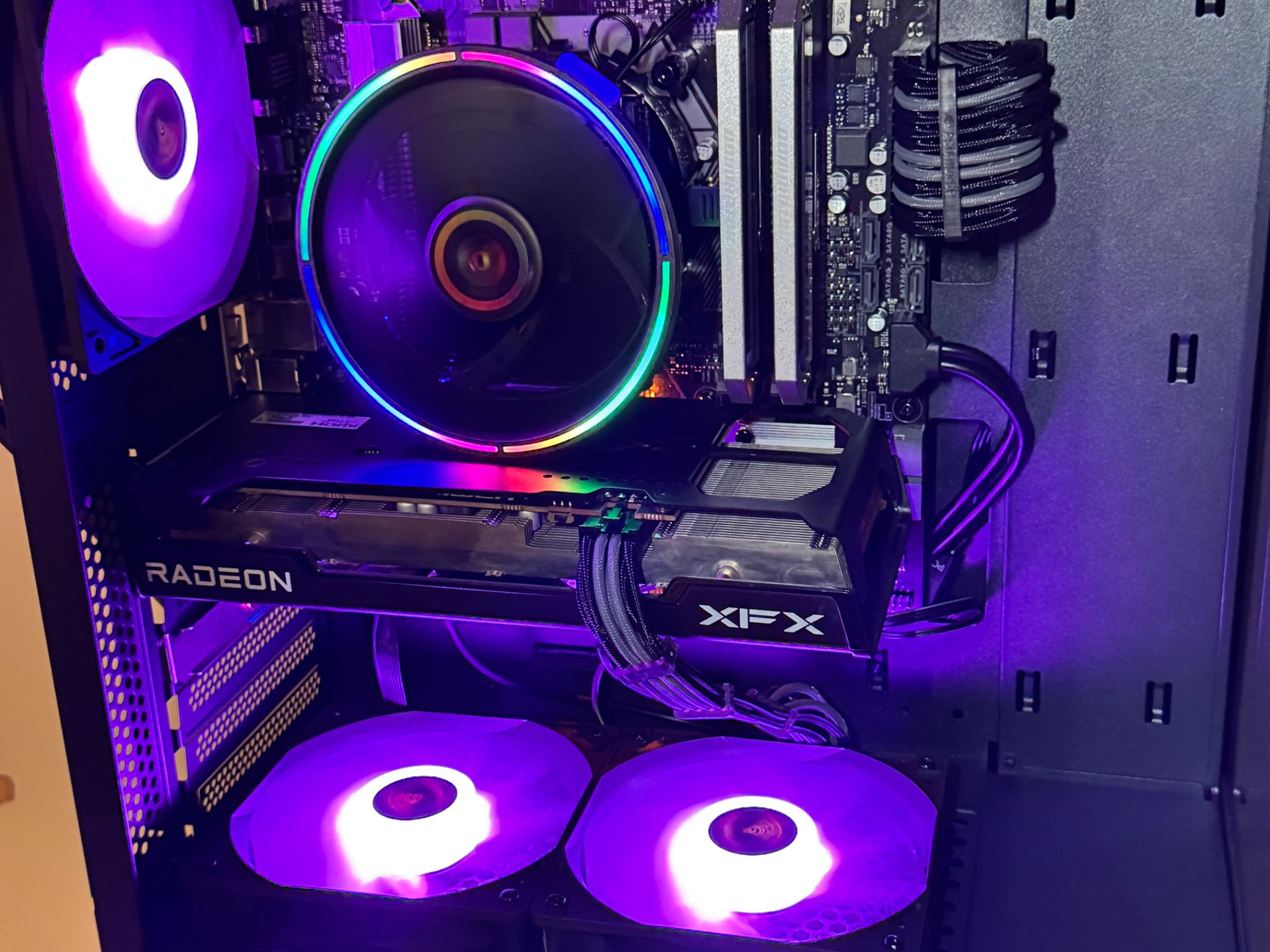 Great i7 32 GB RX 6600 Gaming System