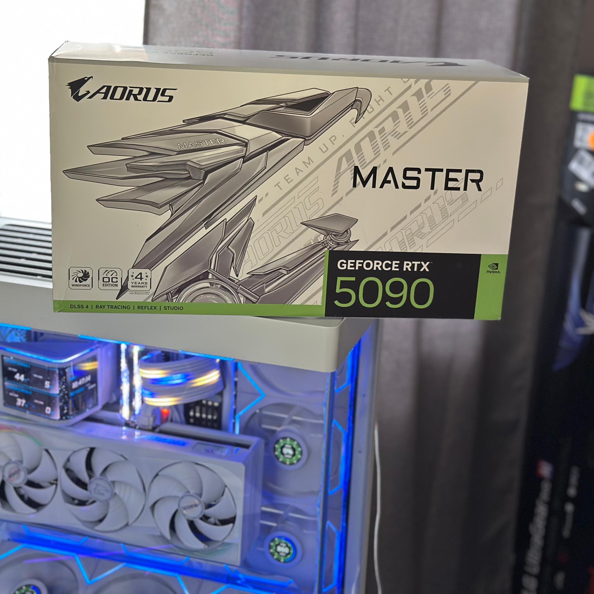 GIGABYTE AORUS GeForce RTX 5090 MASTER ICE 32G
