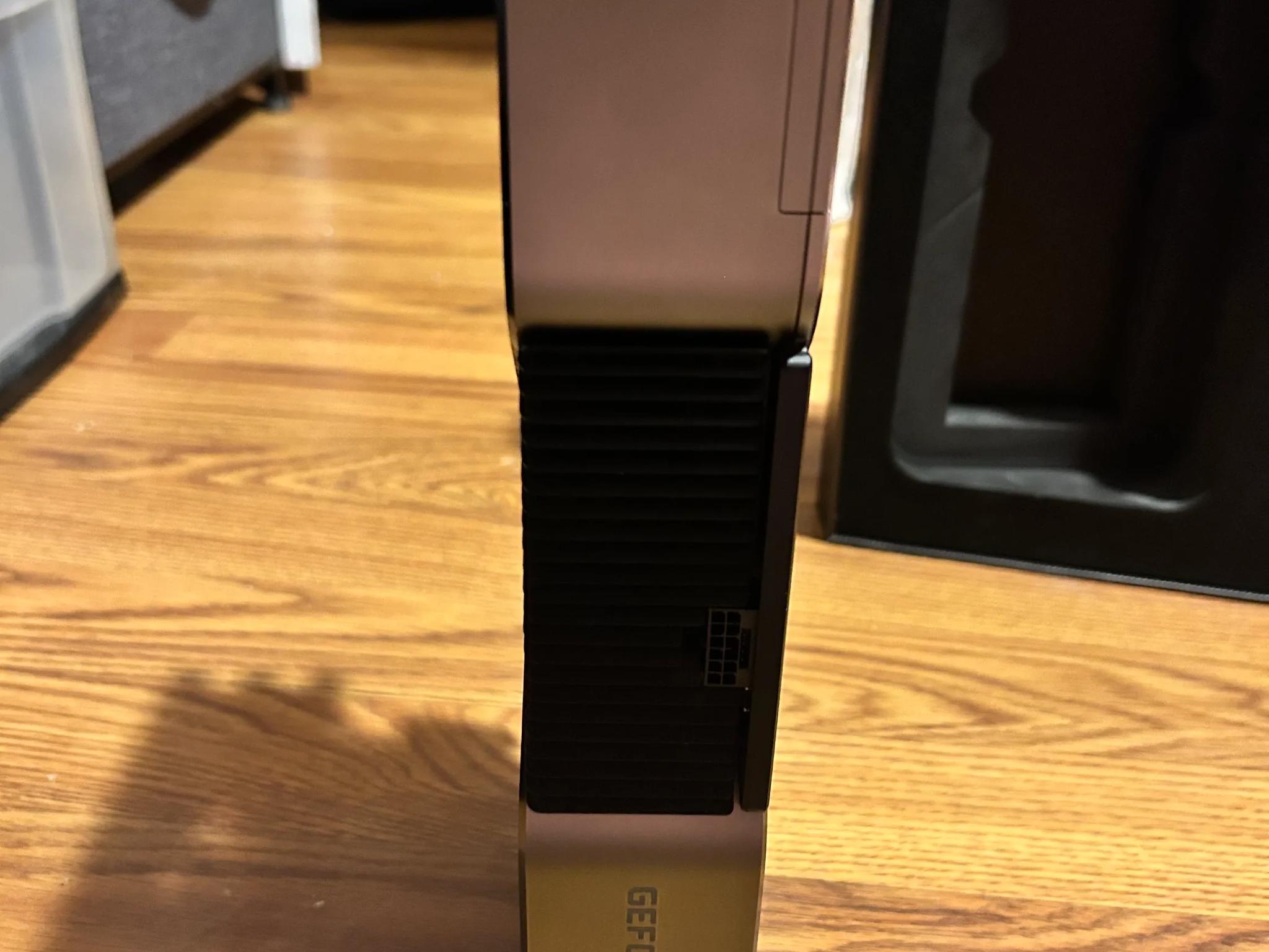 GeForce RTX 3090 Ti Founders Edition – Gently Used - A Tier
