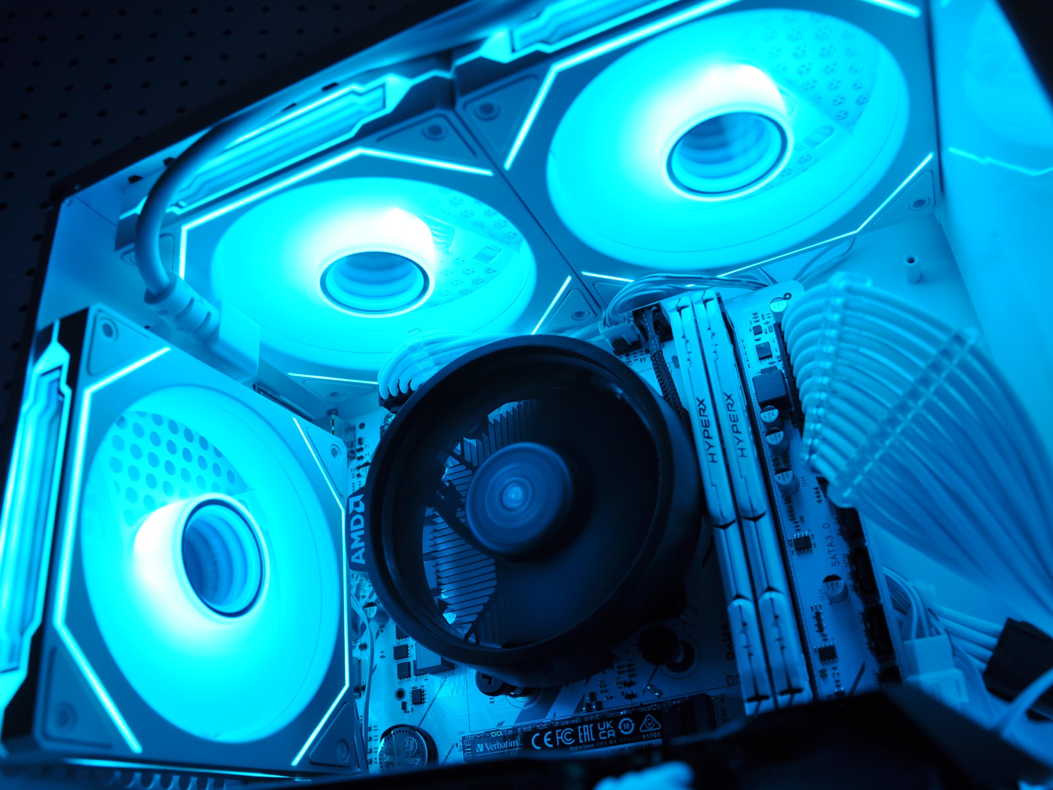 MINI WHITE PC | RTX 2060 OC | AMD RYZEN 5 5500 | 16GB RAM | 1TB GEN 4 SSD | FREE WIFI 6 | $590