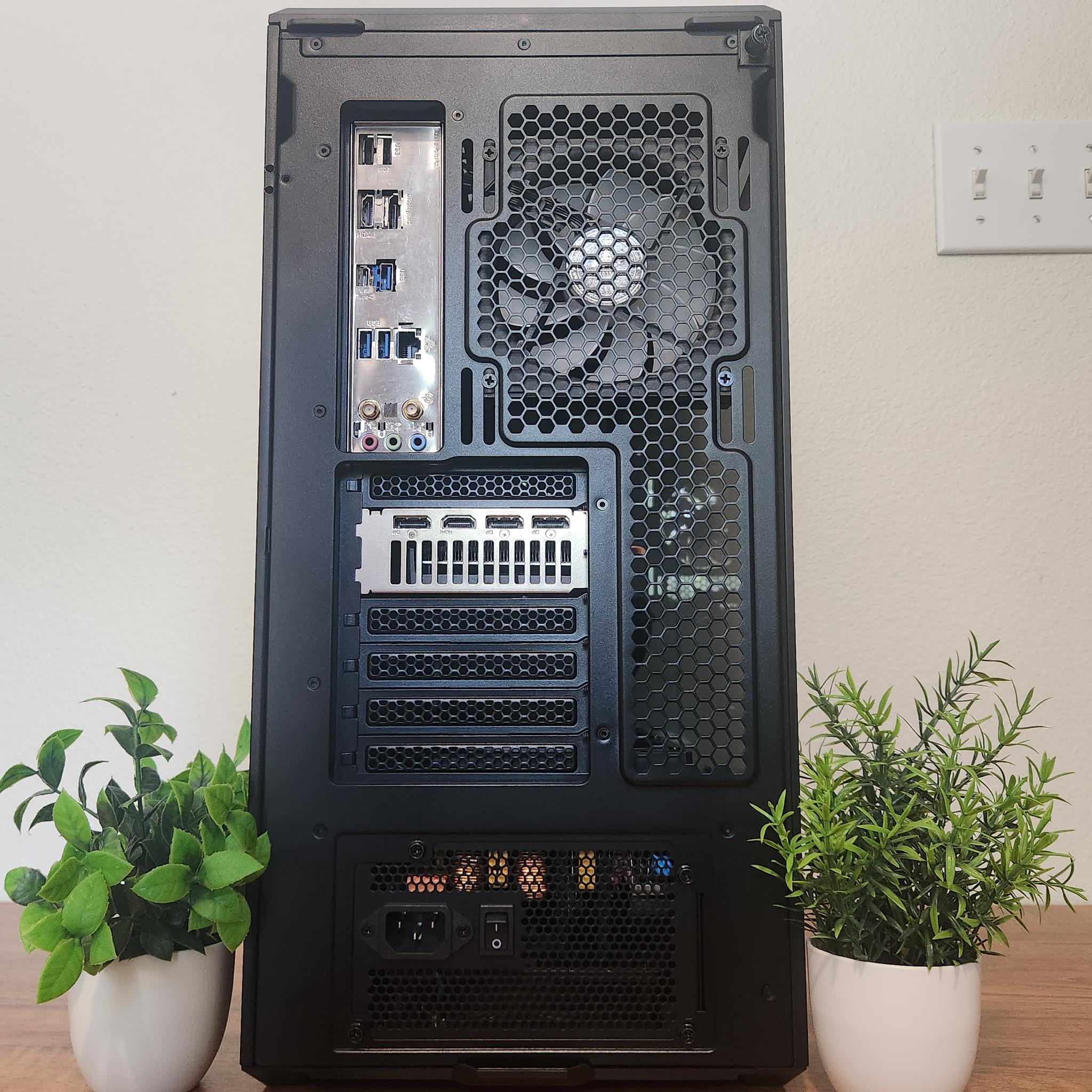 RX 6700XT | i7 11700F | 16GB RAM | 1TB SSD | WiFi + BT | WINDOWS 11