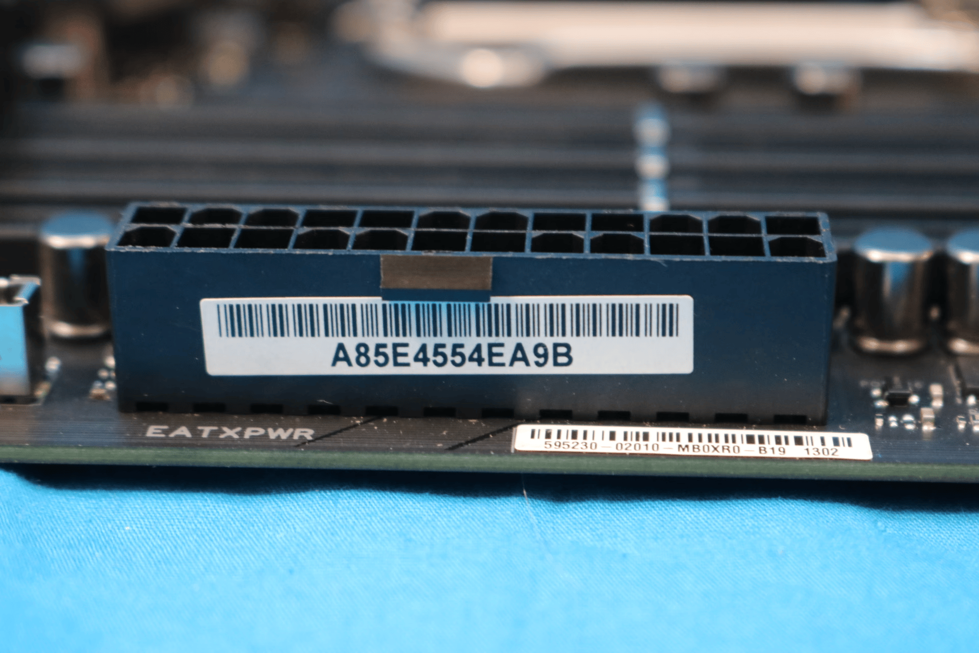 *Newest BIOS* Asus ROG Maximus XI HERO (WI-FI) Intel LGA1151/Socket H4 DDR4 ATX Motherboard