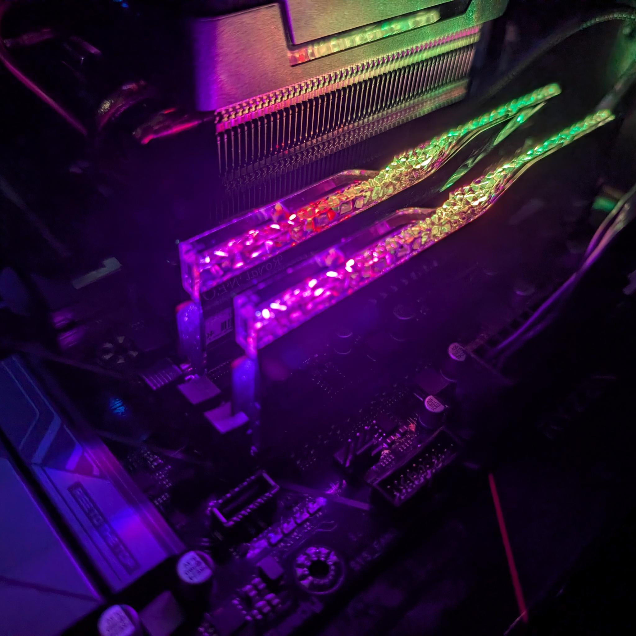 G.Skill Trident Z5 Royal Neo RGB 32GB (2x16GB) DDR5 8000