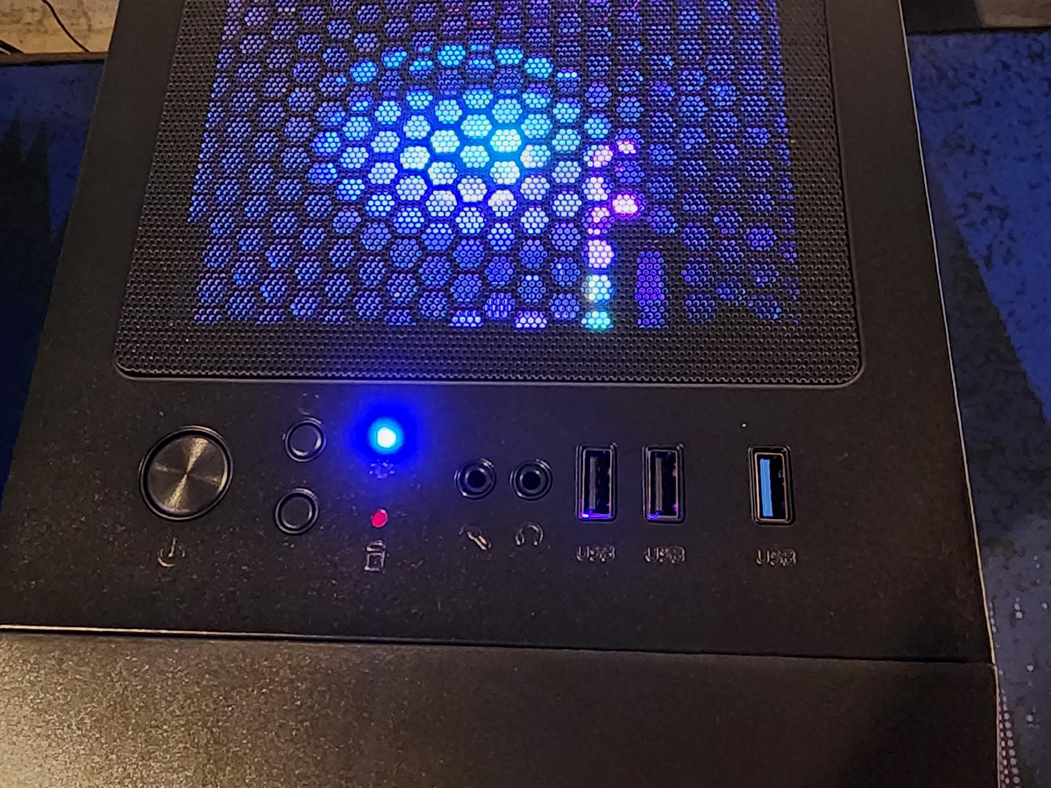 RX 6600 / i5-12600KF / 32GB RAM - Custom 1080p Gaming PC