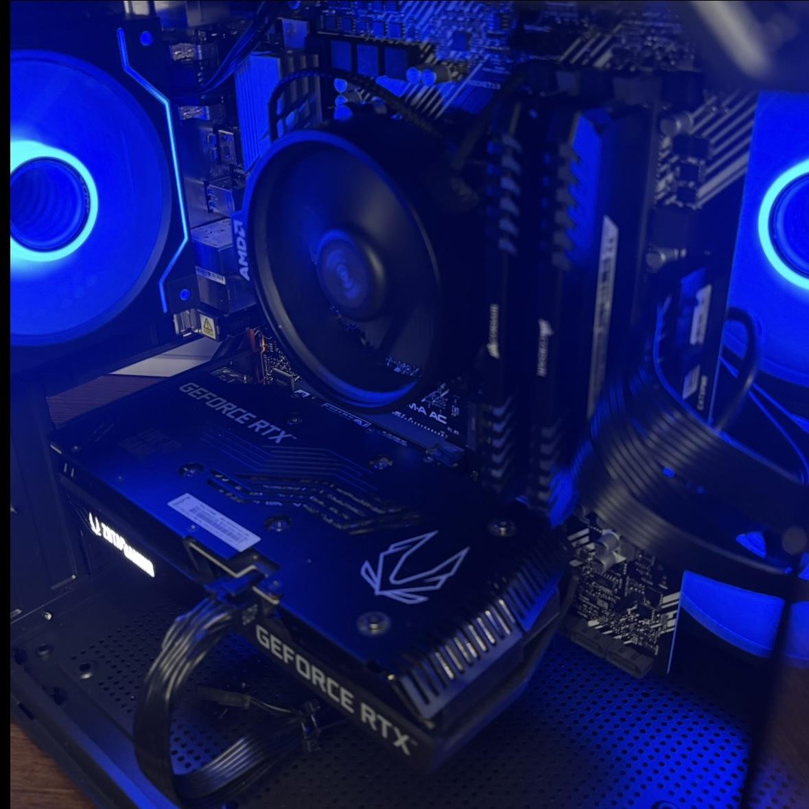 Black Gaming PC (RTX 3060 Ti 8GB + AMD Ryzen 5 5500 + 16GB DDR4 + SSD)