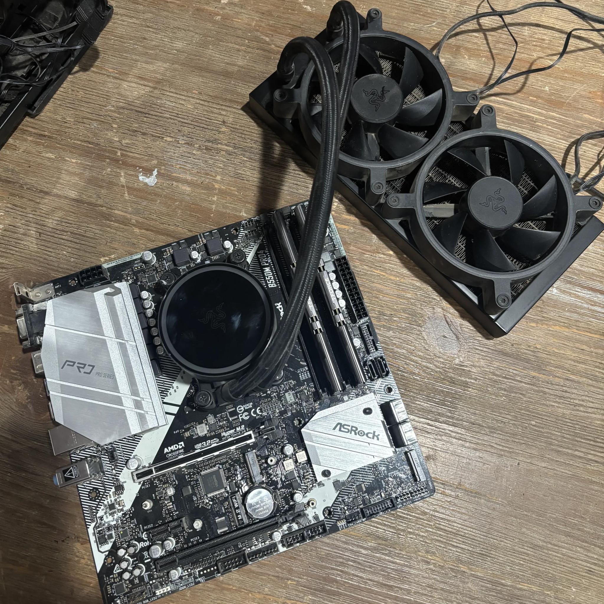 BUNDLE! Ryzen 7 5800XT | AsRock B550M Pro4 mATX | 32GB TeamGroup Vulcan Z 3600 | Razer Hanbo 240 AIO