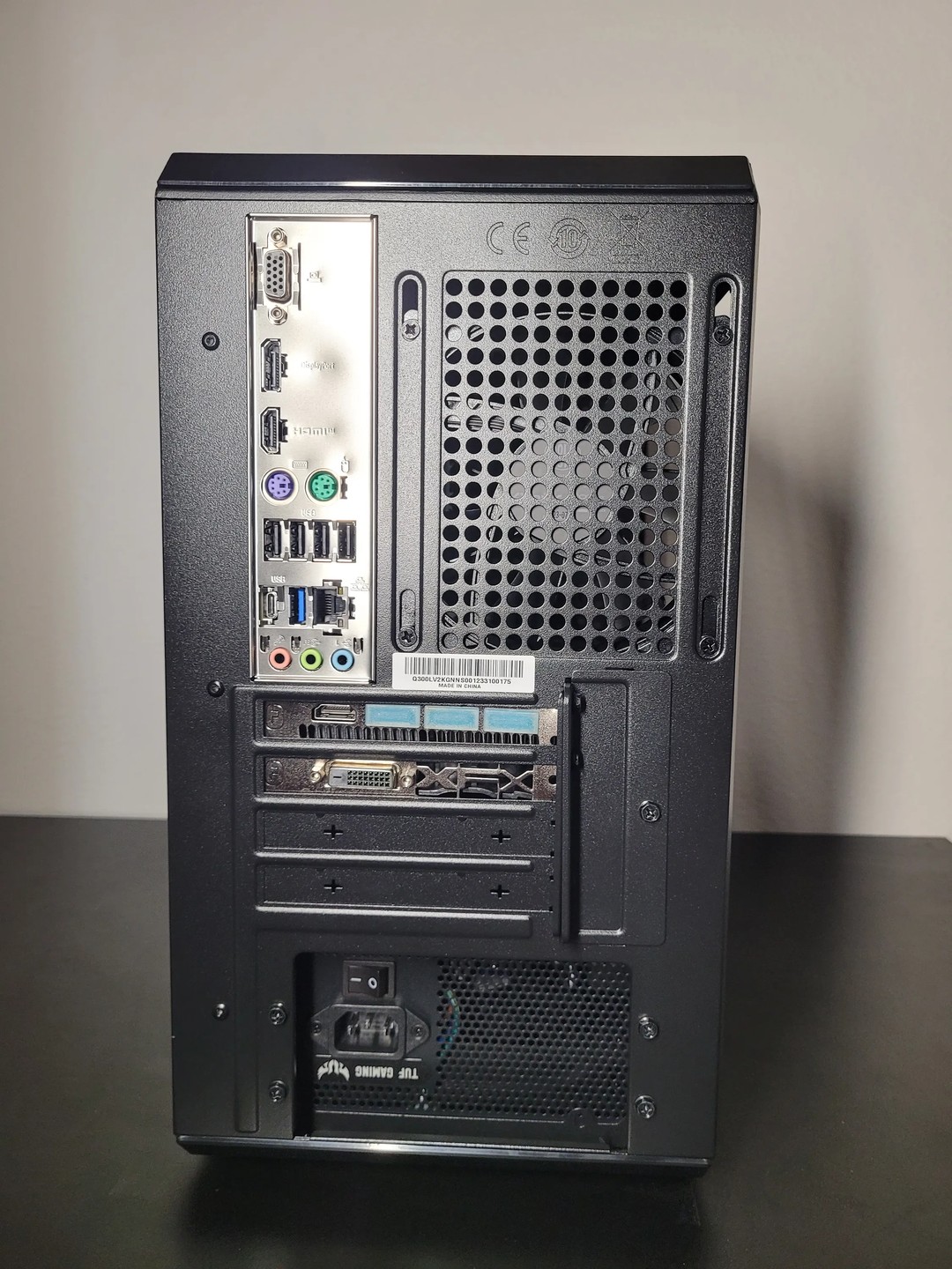 Cubed // Intel i3 14100f // RX 580 8GB // 16GB DDR4 // 1TB NVME