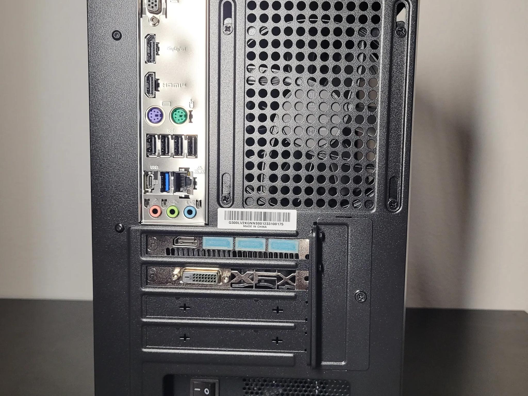 Cubed // Intel i3 14100f // RX 580 8GB // 16GB DDR4 // 1TB NVME (90% NEW)