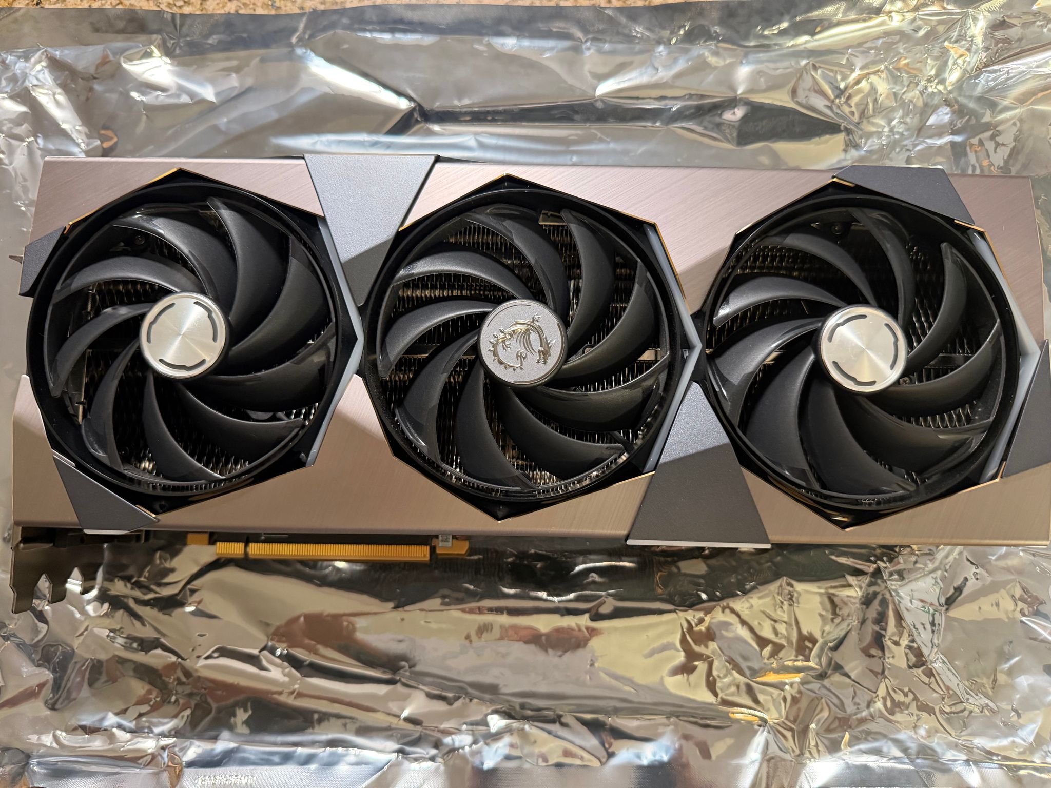 MSI GeForce RTX 4090 SUPRIM X 24G Triple-Fan 24GB GDDR6X PCIe 4.0 Graphics Card
