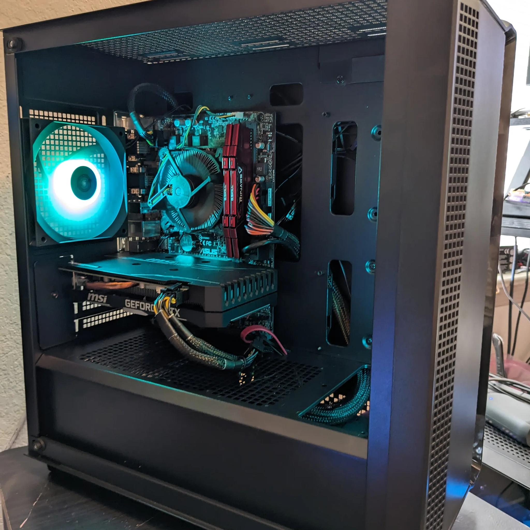 FREE SHIP|| i5-7500, GTX 1660S, 16GB RAM, 512GB SSD, Win10, WiFi, RGB