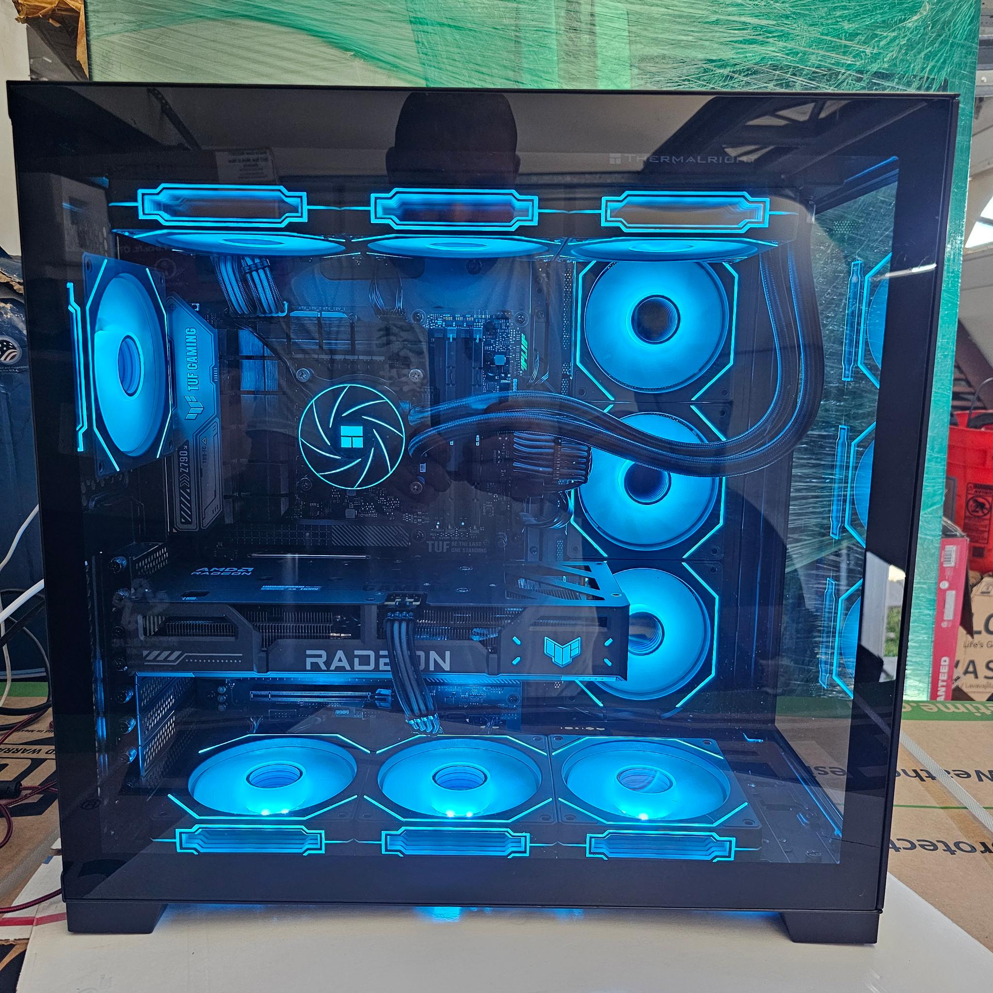 Black gaming pc | i9 12900k | 32gb ram ddr5 | 9060 rx 16gb | 2tb ssd | Windows 11 pro