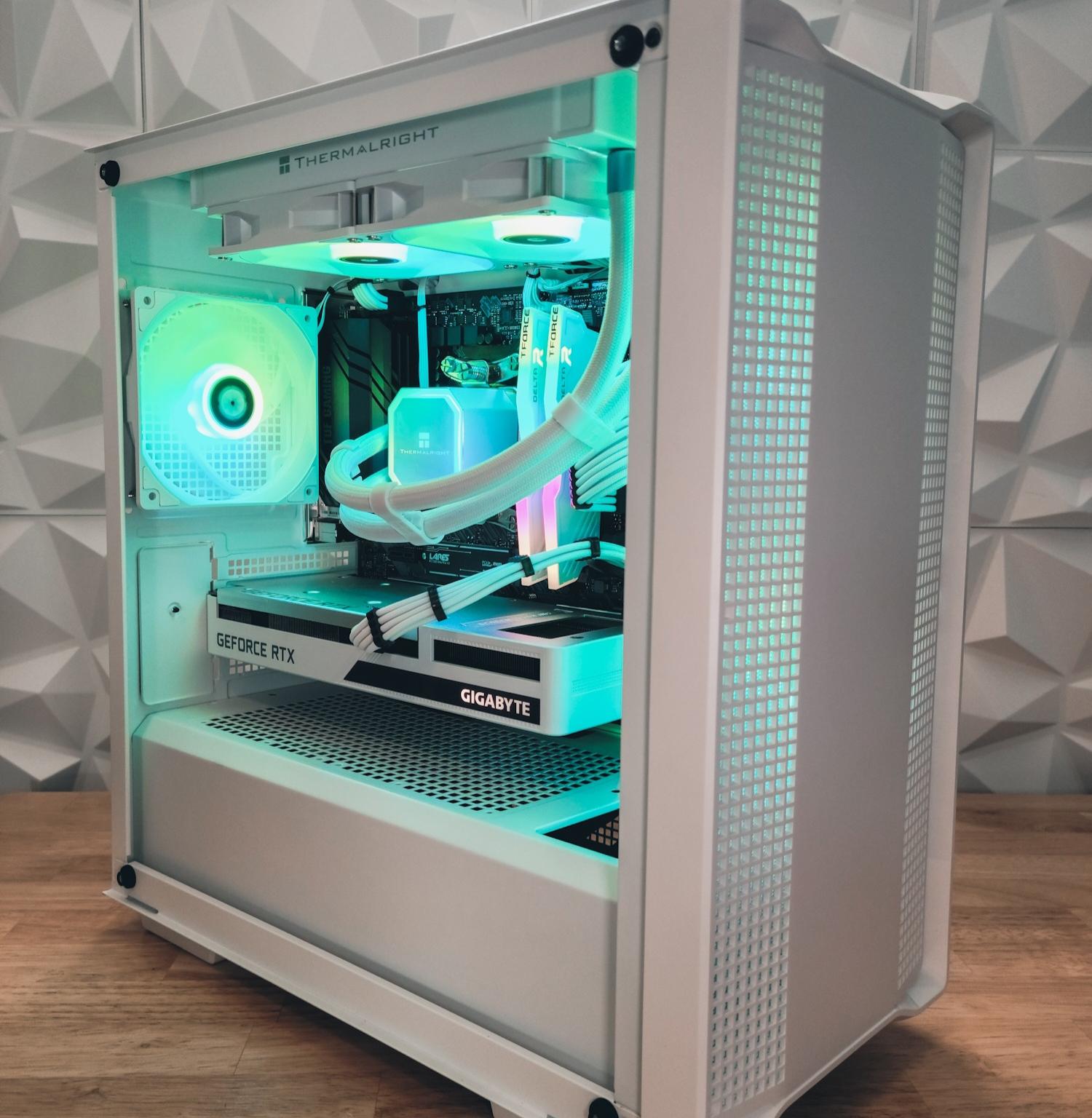 ❄️ArcticRay❄️ Ryzen 5 | RTX 3060 12GB | 32GB Ram | 1TB NVME | ARGB | Win 11 PRO